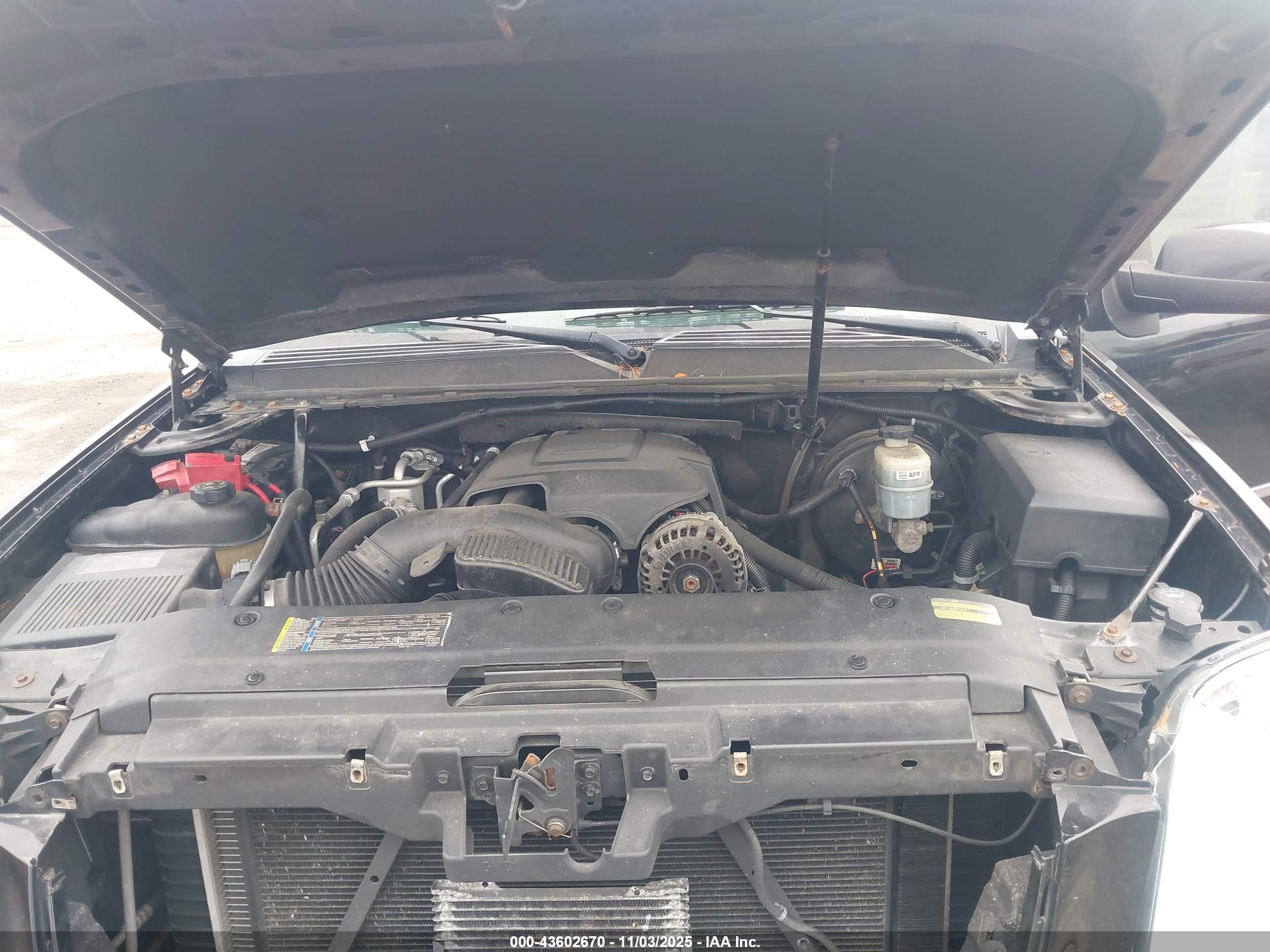 GMC YUKON image 10