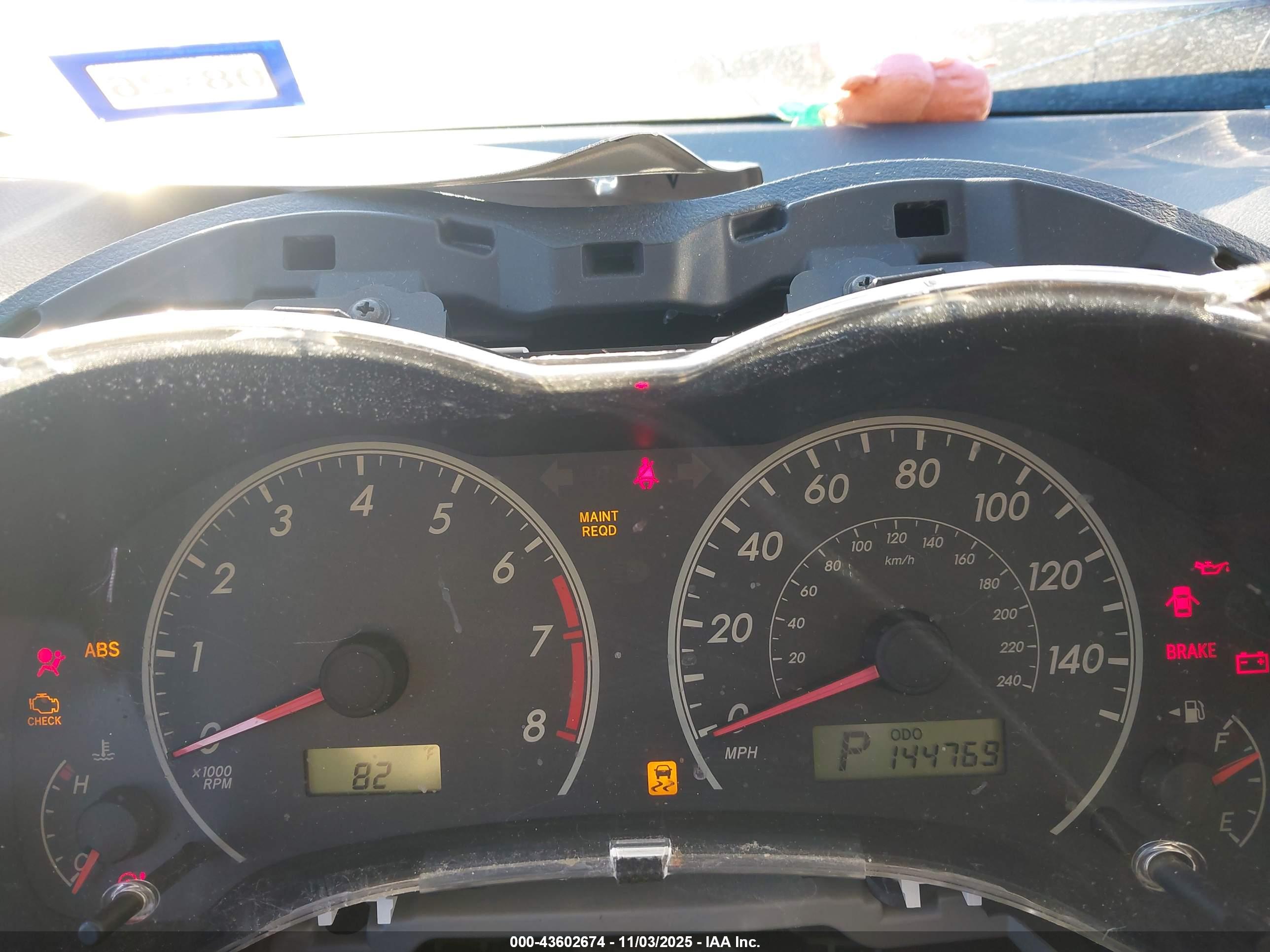 TOYOTA COROLLA image 7