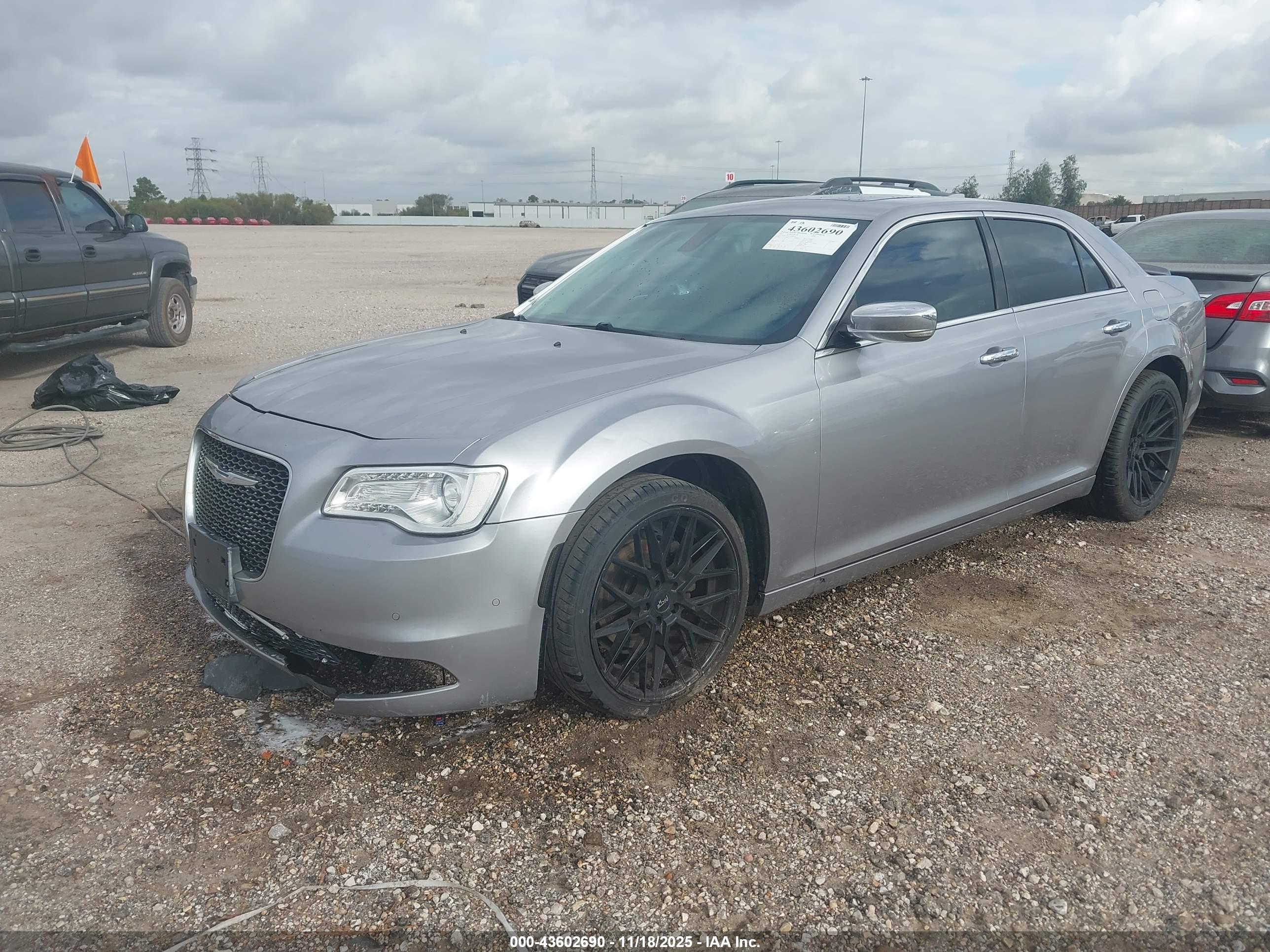 CHRYSLER 300C image 2