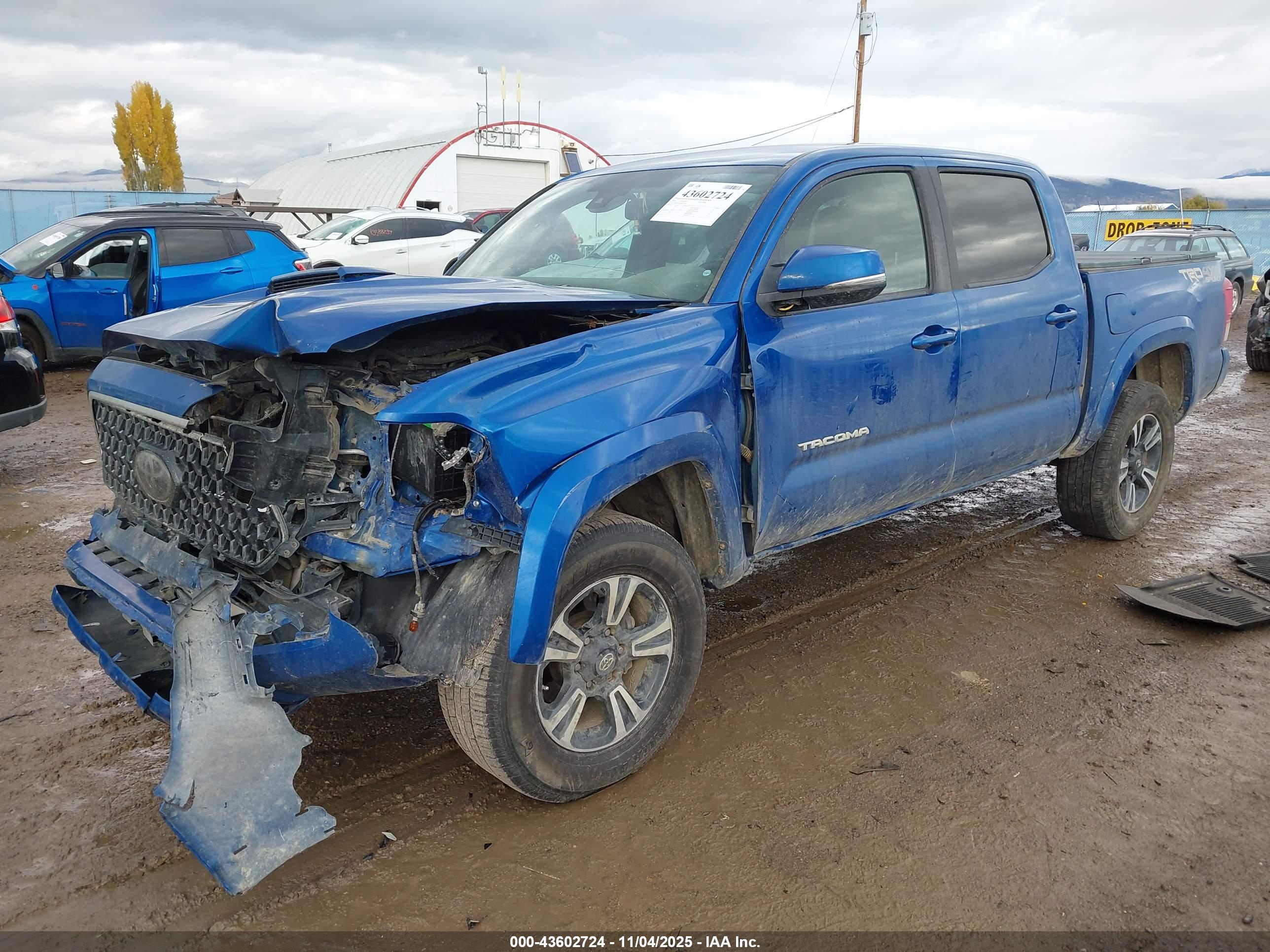 TOYOTA TACOMA image 2