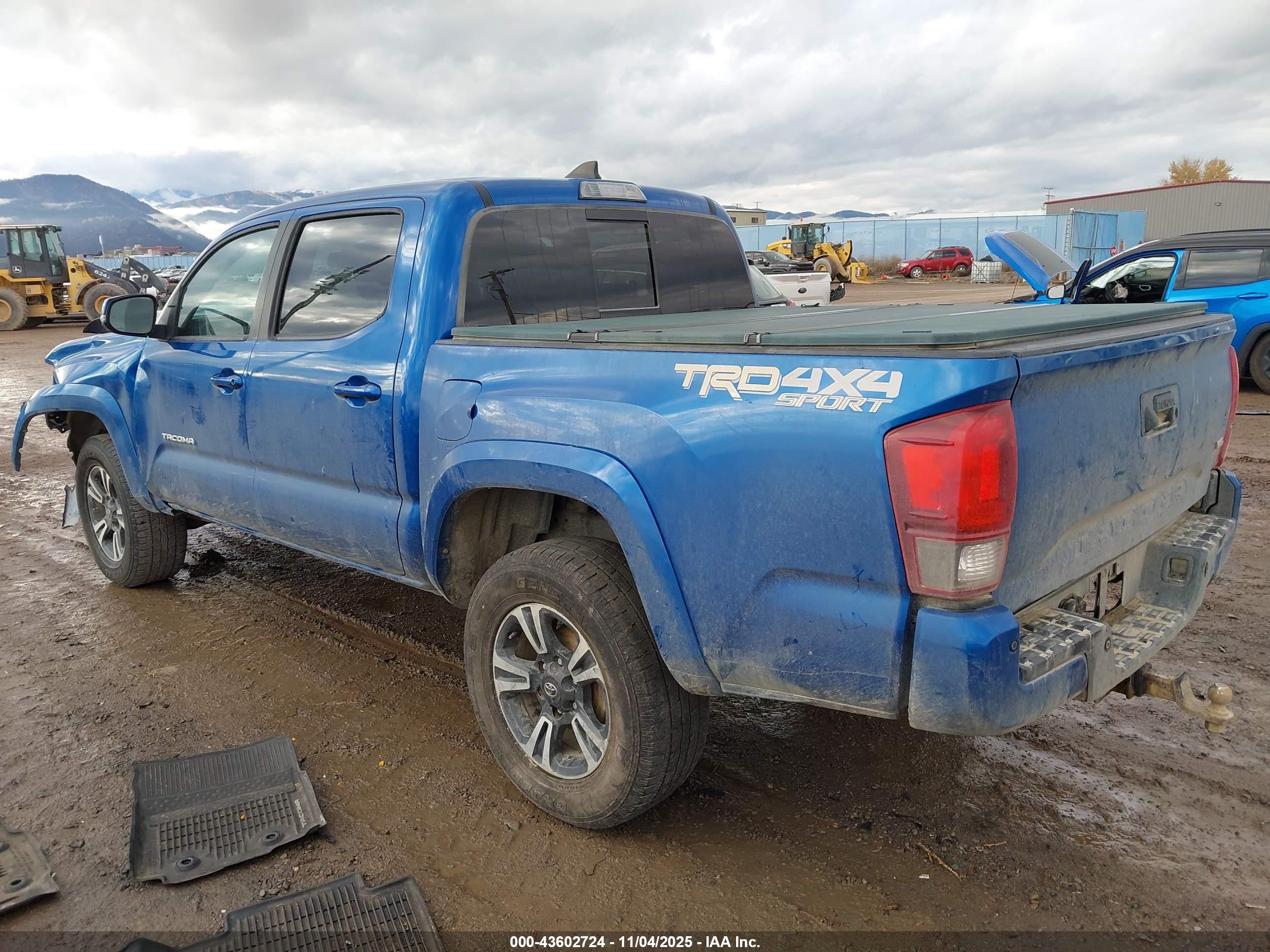 TOYOTA TACOMA image 3