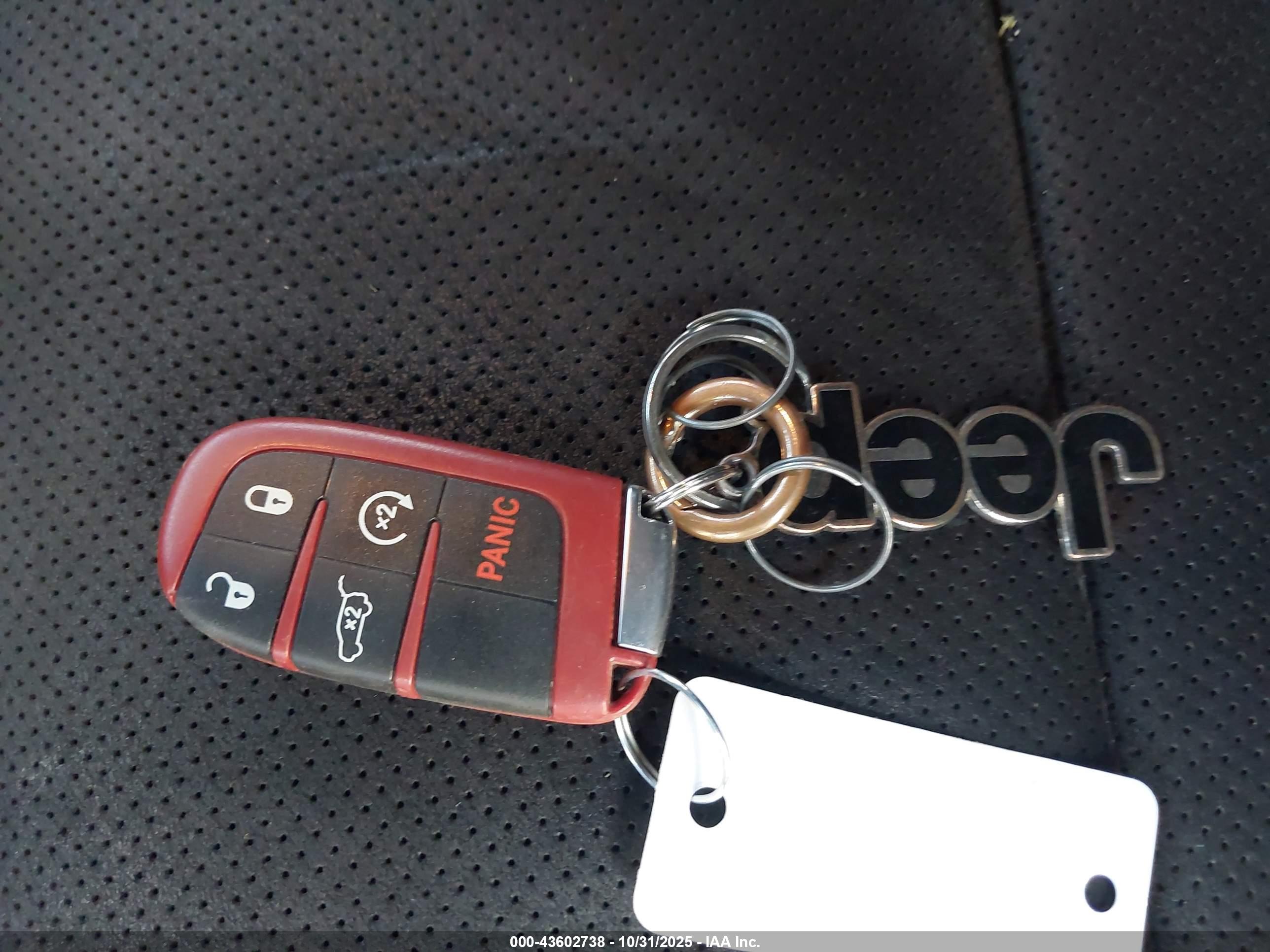 JEEP GRAND image 11
