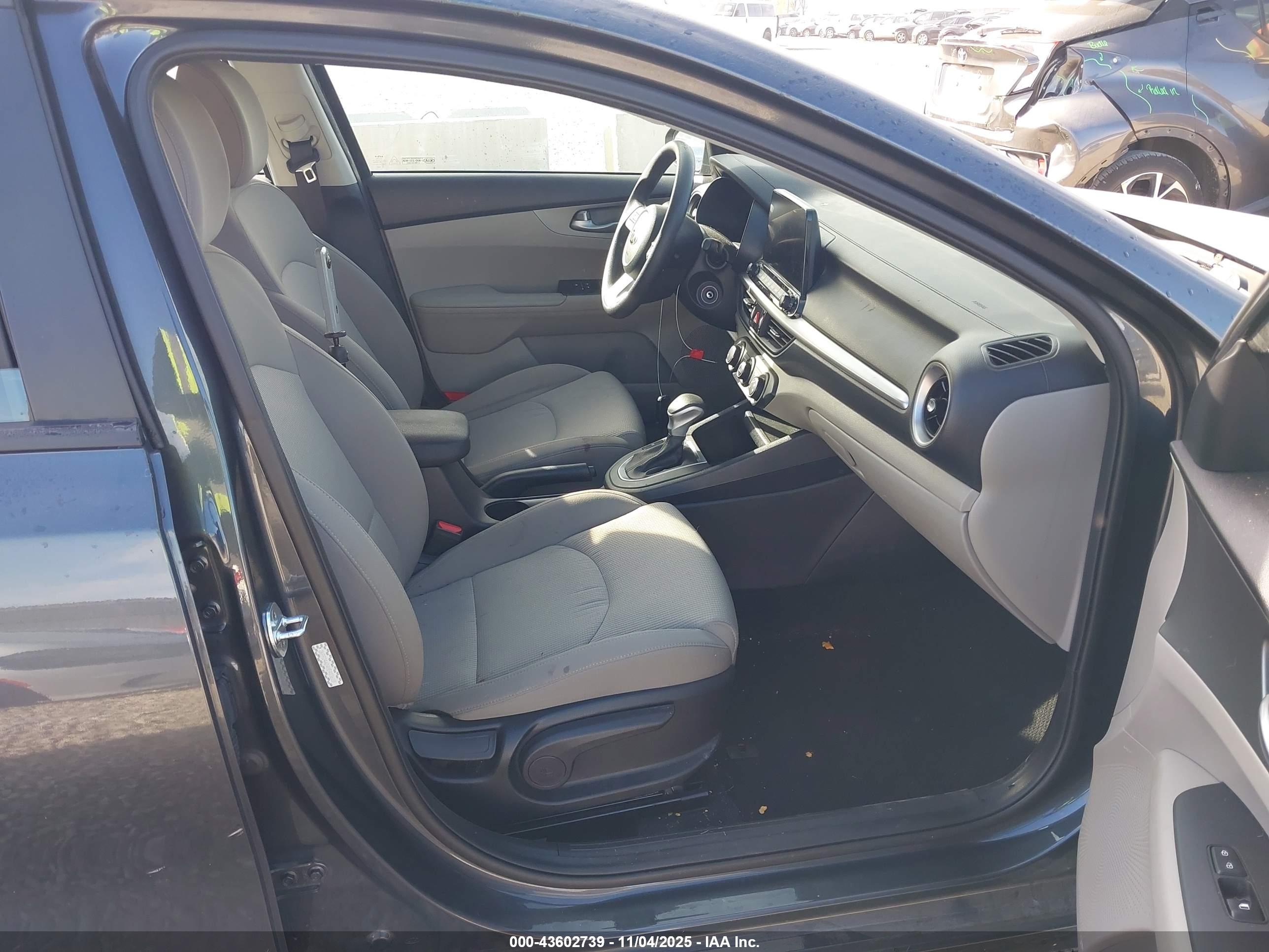 KIA FORTE image 5