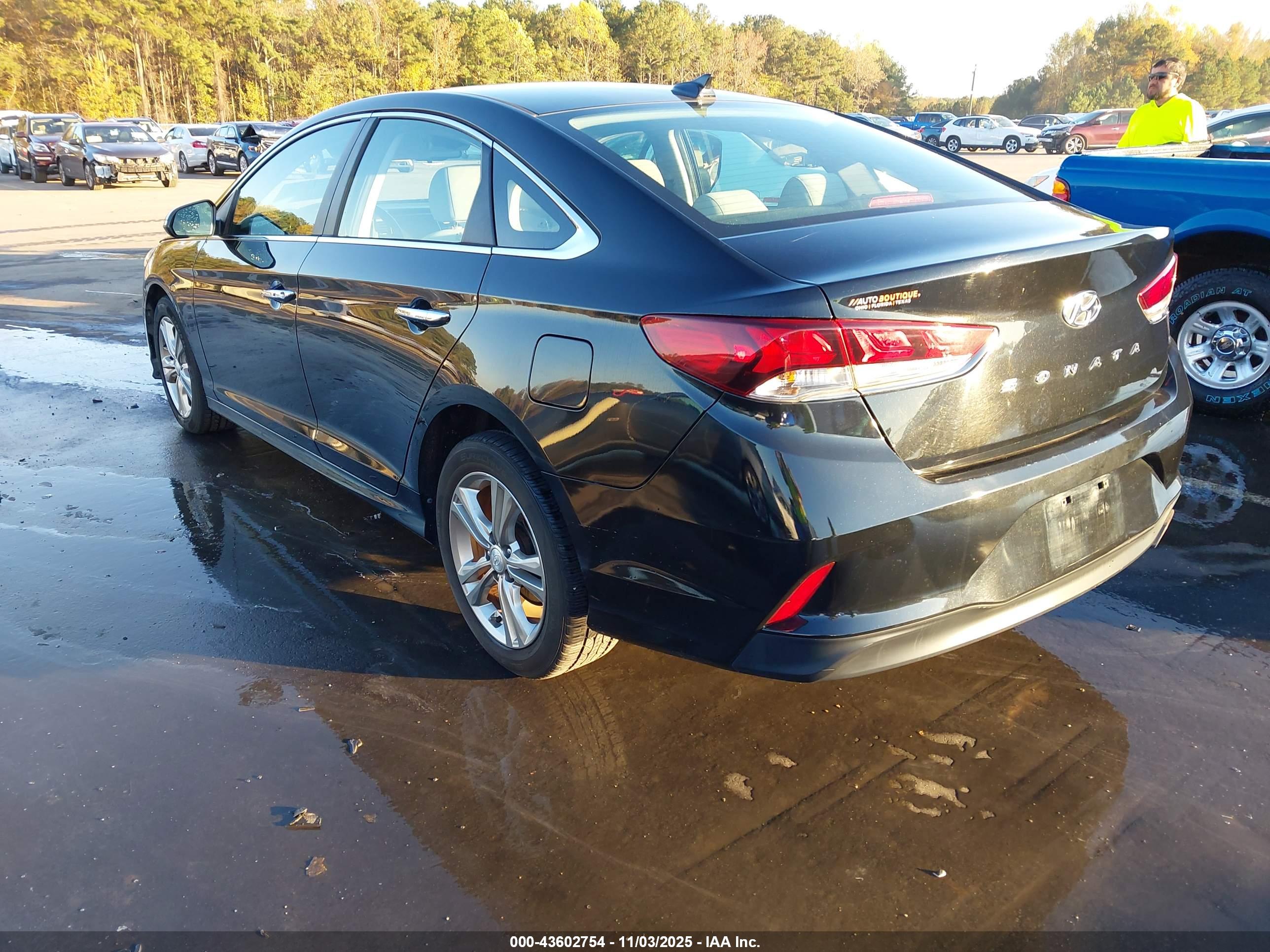 HYUNDAI SONATA image 3