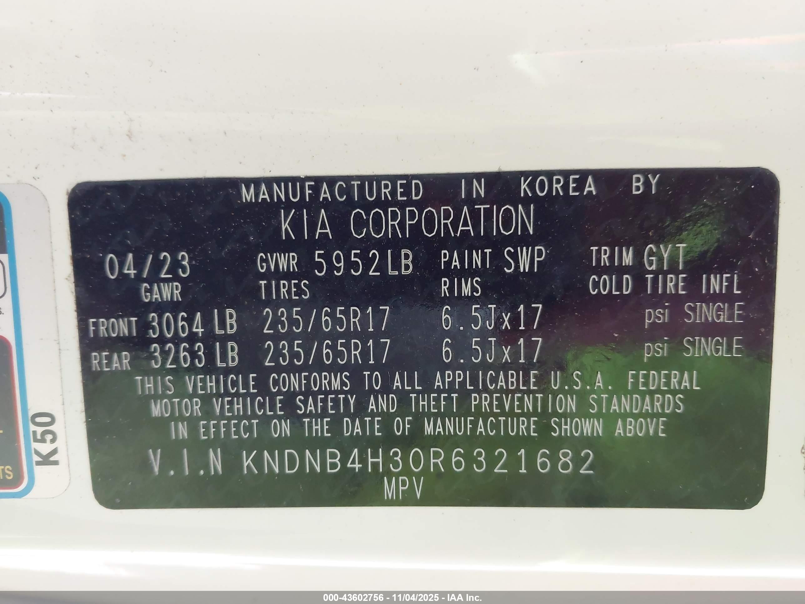 KIA CARNIVAL image 9