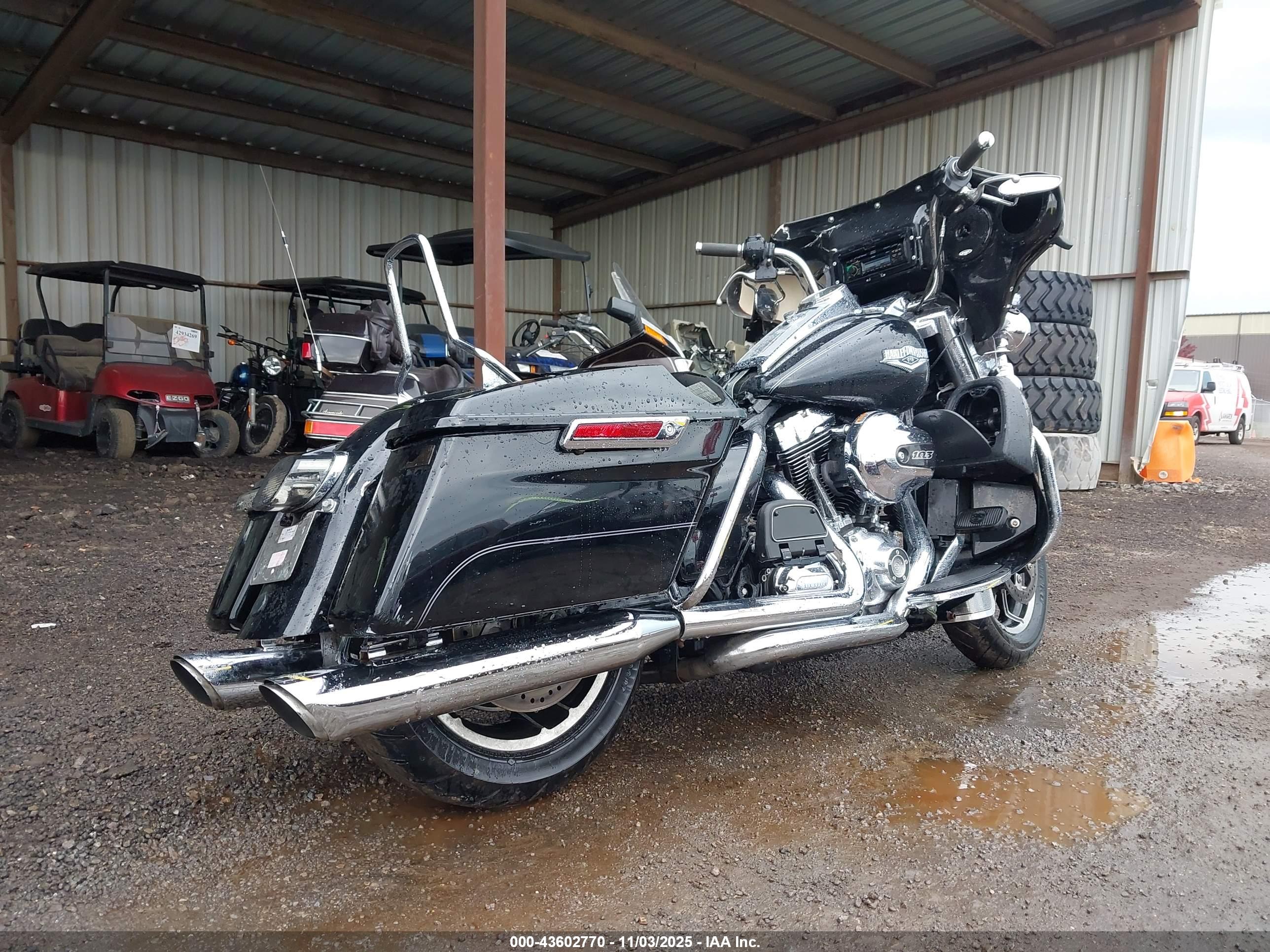 HARLEY-DAVIDSON FLHR image 4