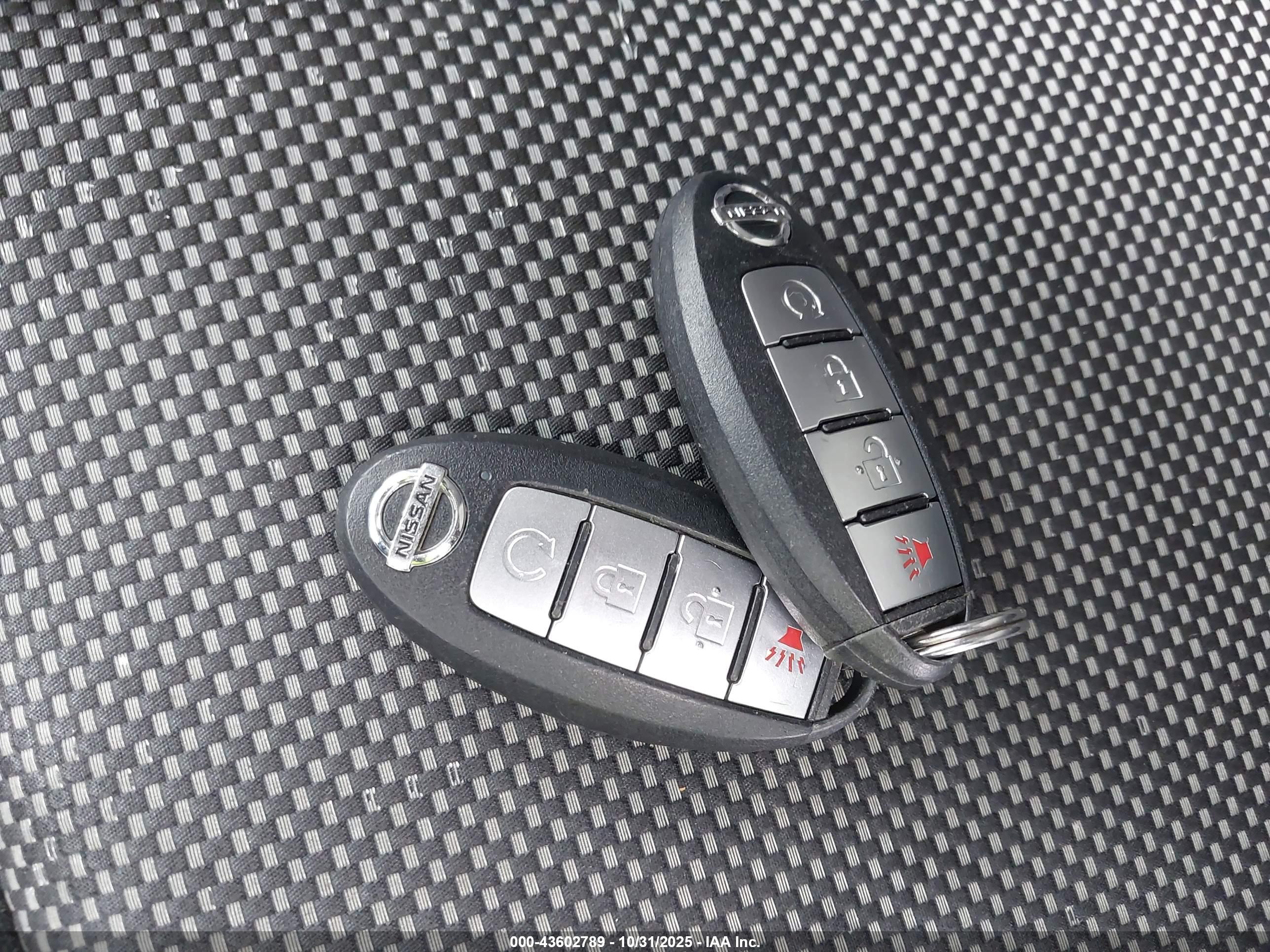 NISSAN PATHFINDER image 11