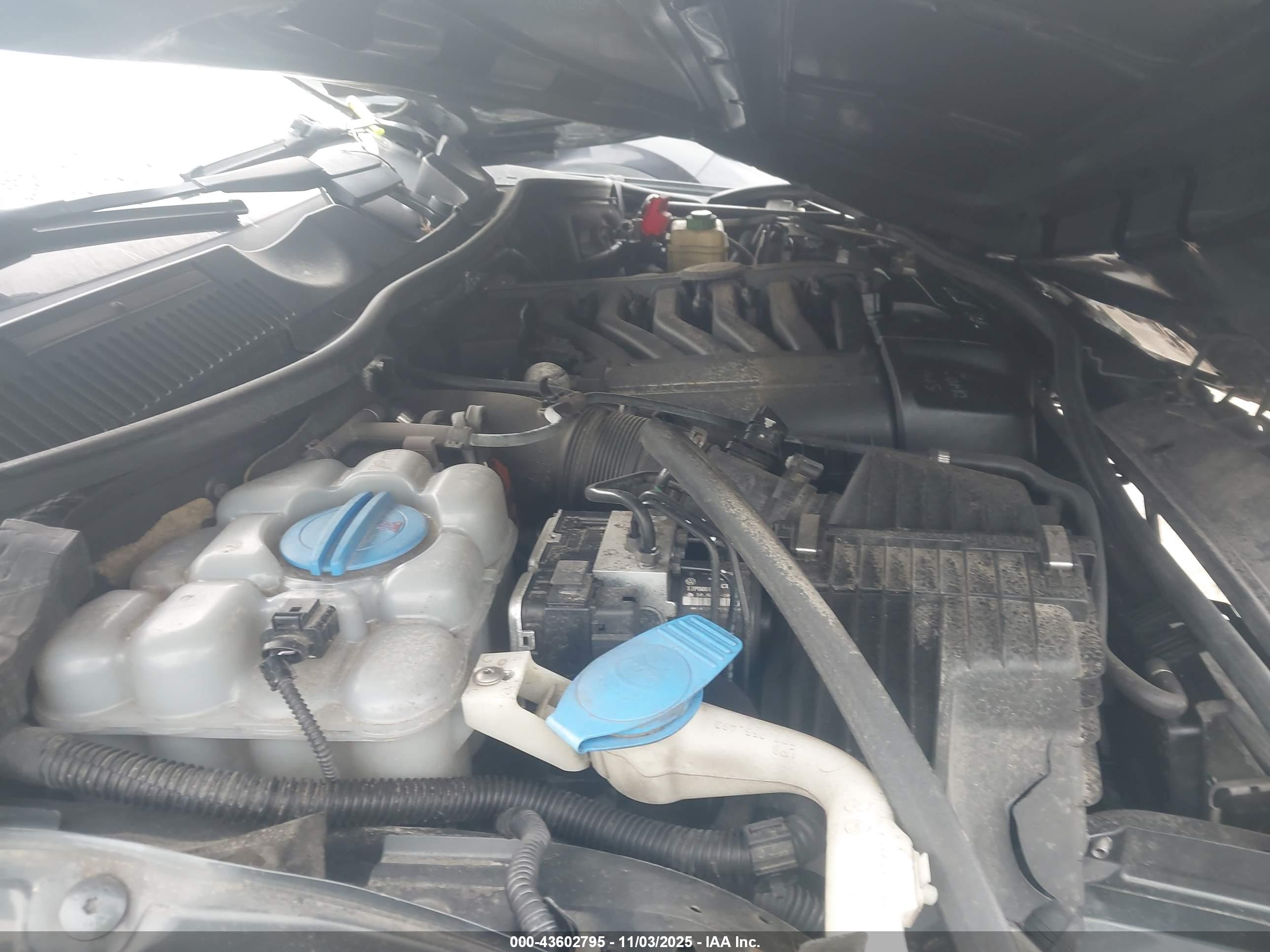 VOLKSWAGEN TOUAREG image 10