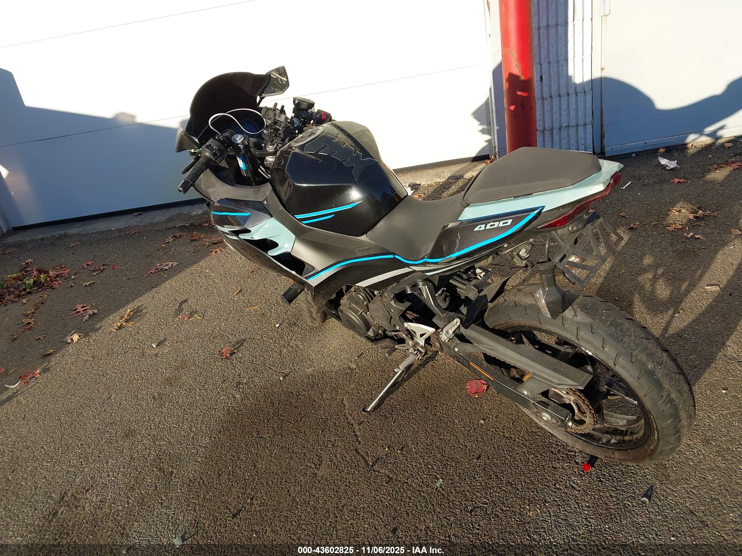 KAWASAKI EX400 image 3