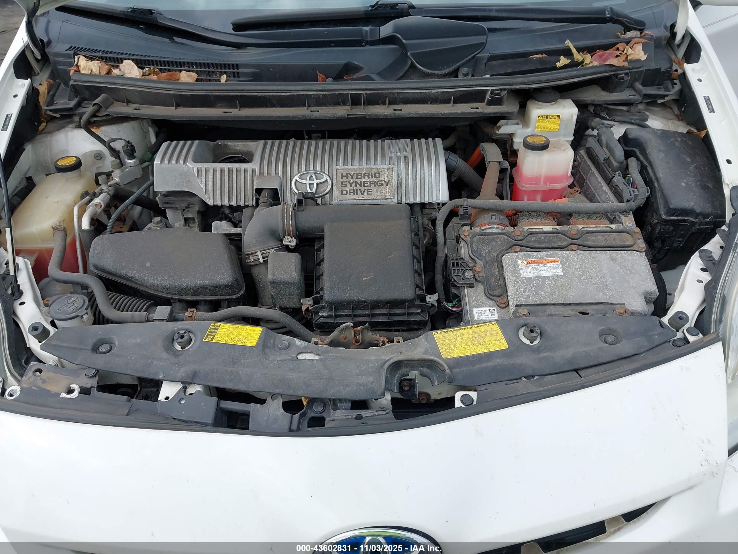 TOYOTA PRIUS image 10