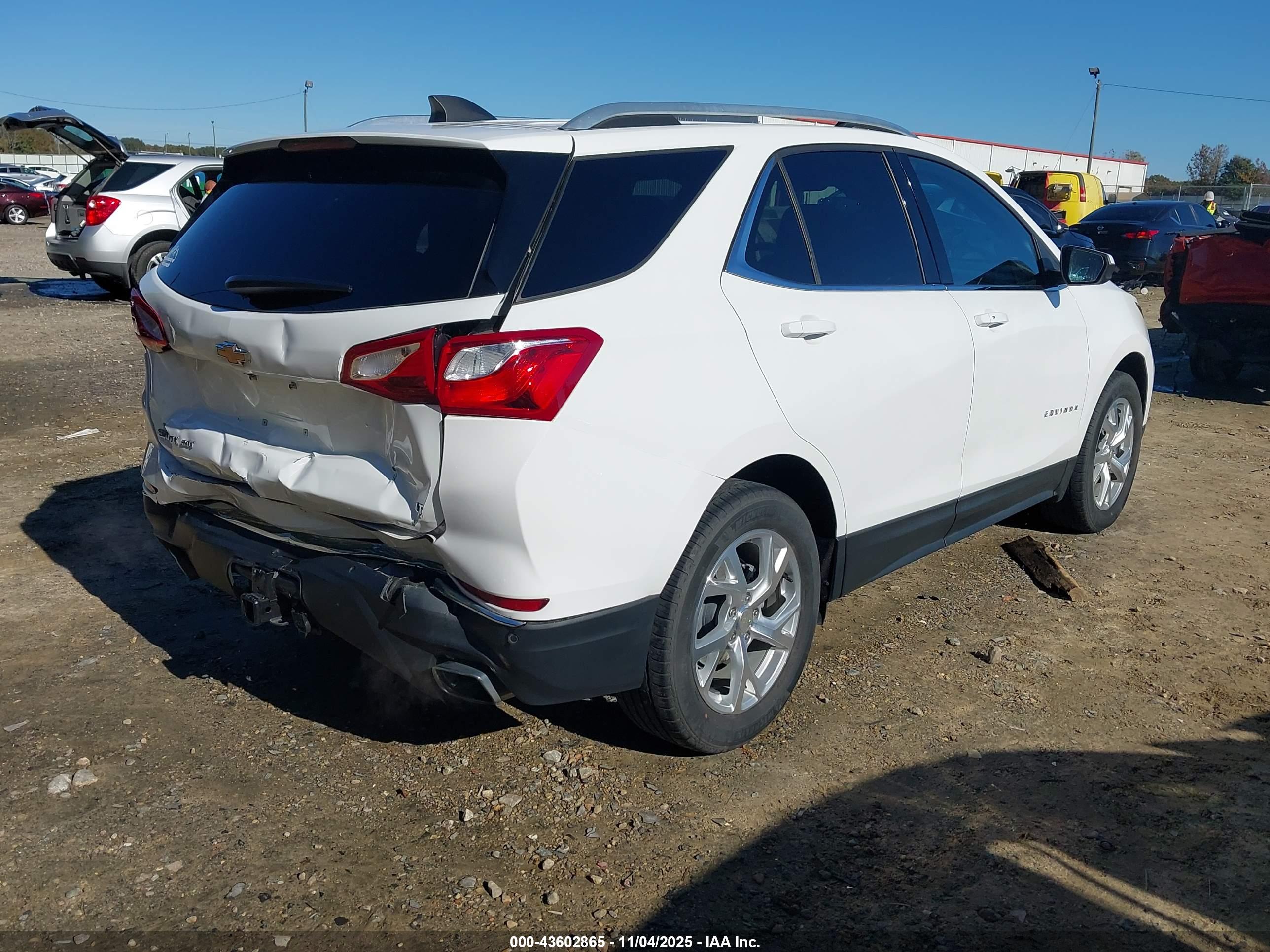 CHEVROLET EQUINOX image 4