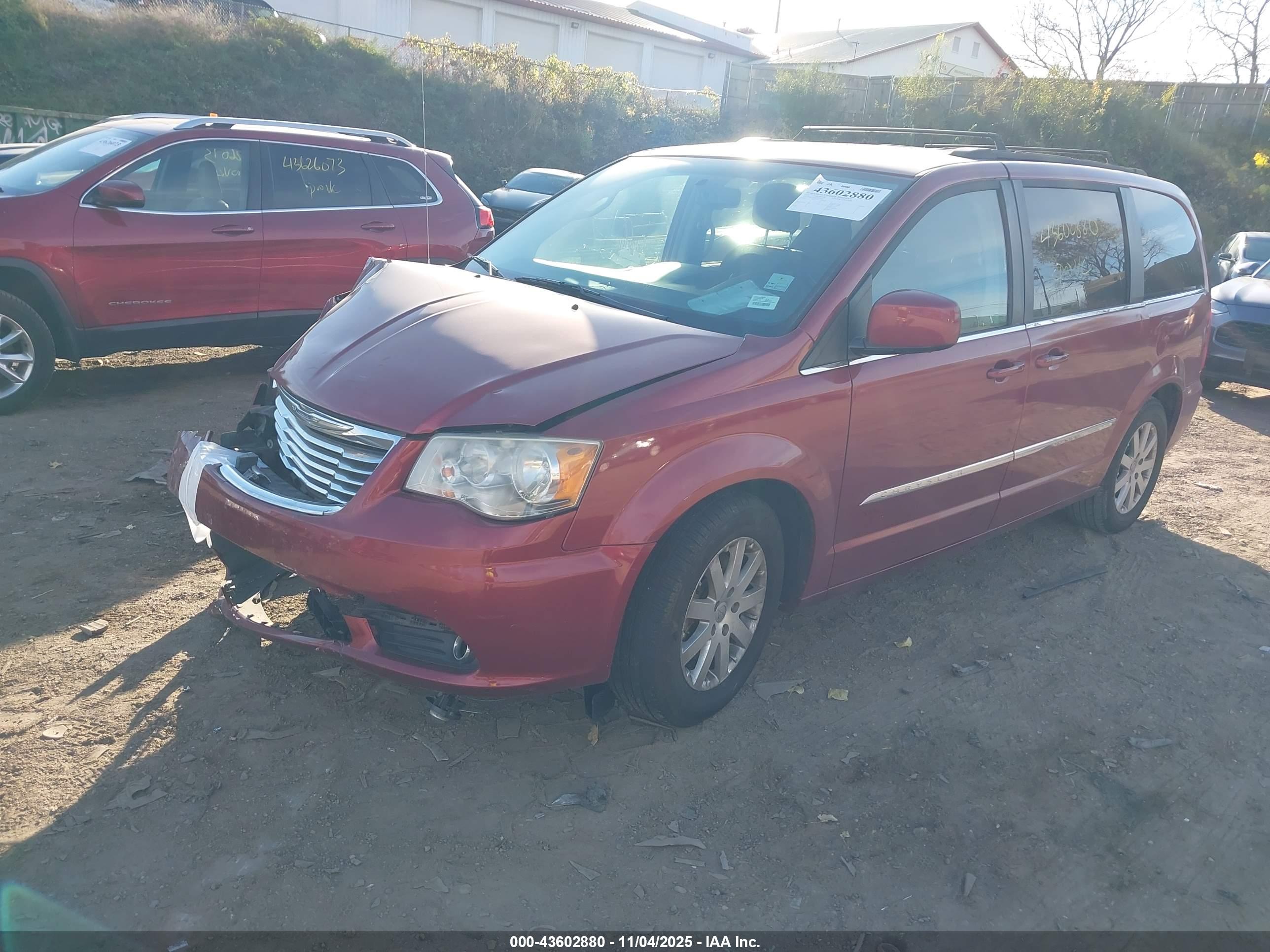 CHRYSLER TOWN image 2