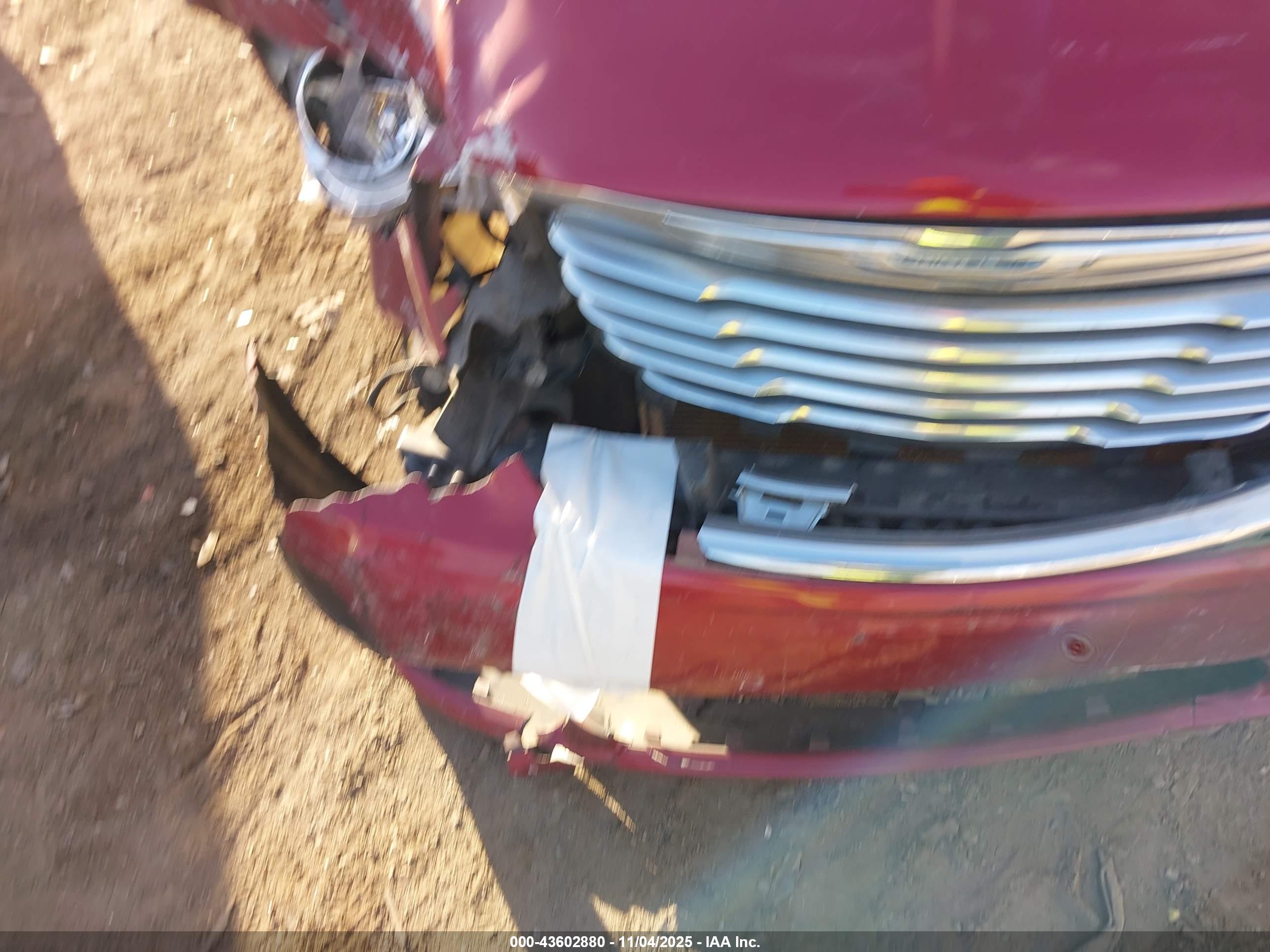 CHRYSLER TOWN image 6