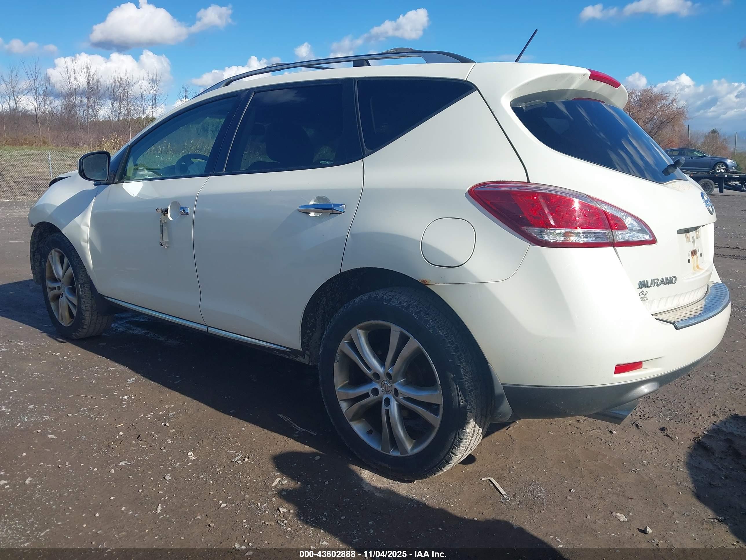 NISSAN MURANO image 3