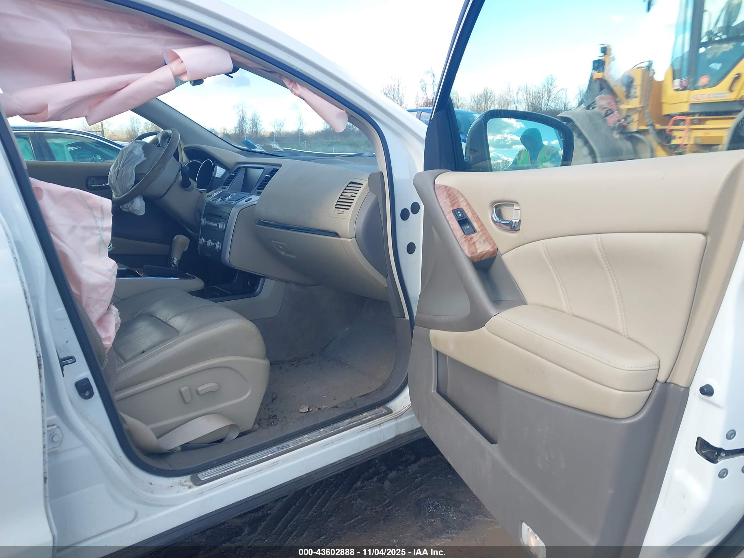 NISSAN MURANO image 5