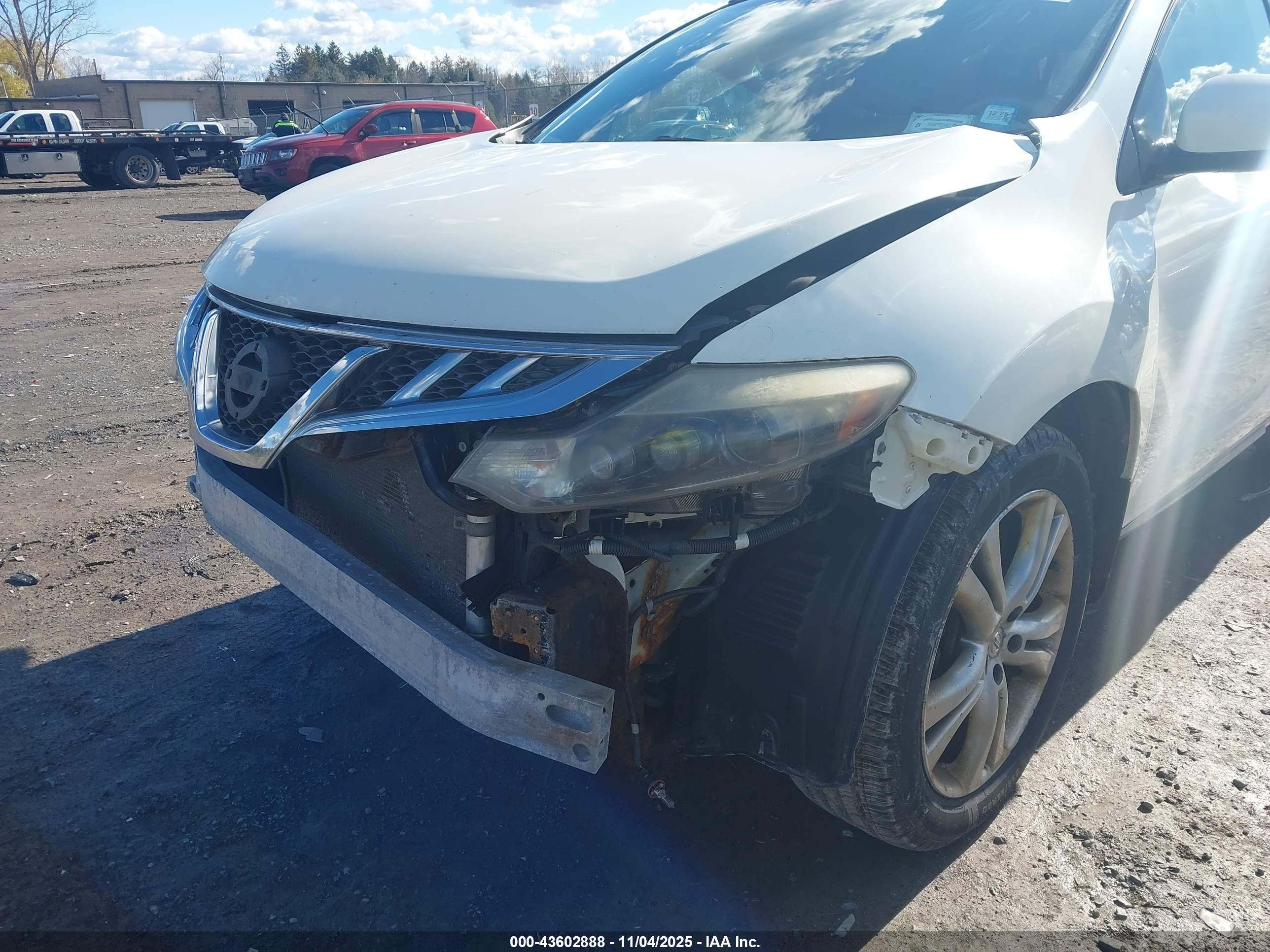 NISSAN MURANO image 6