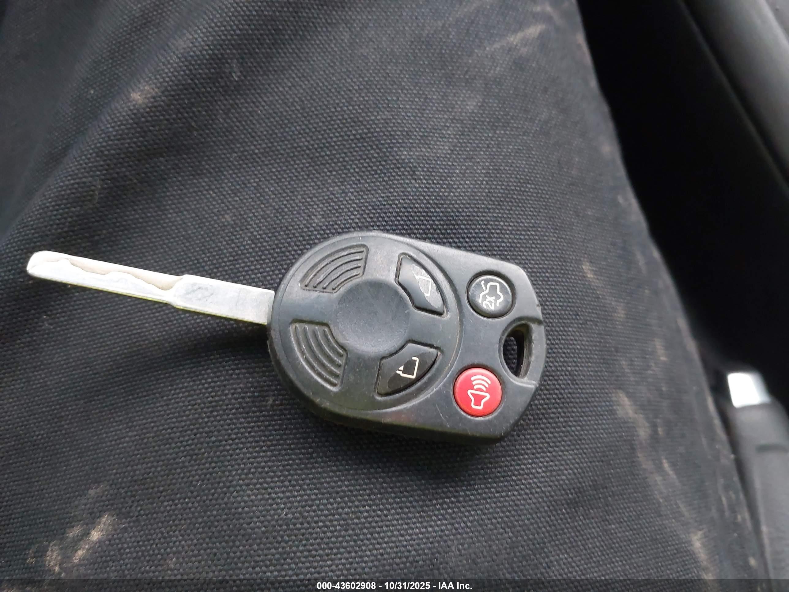 FORD FOCUS image 11