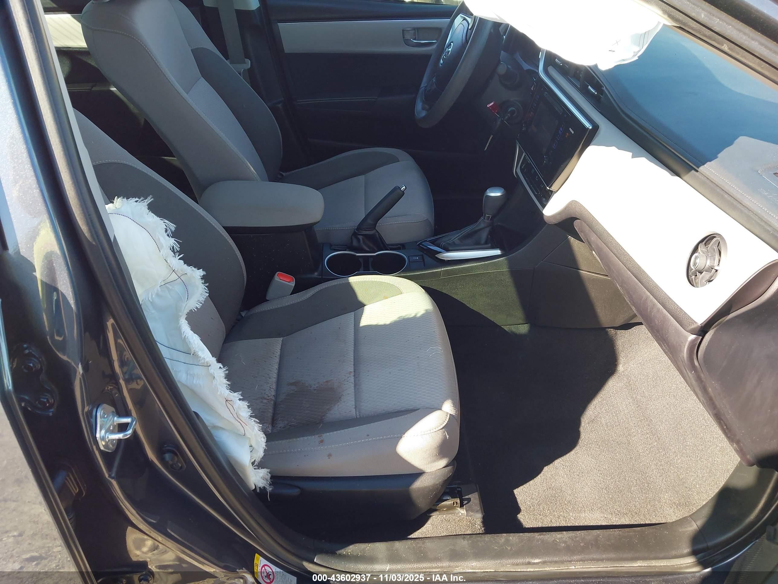 TOYOTA COROLLA image 5