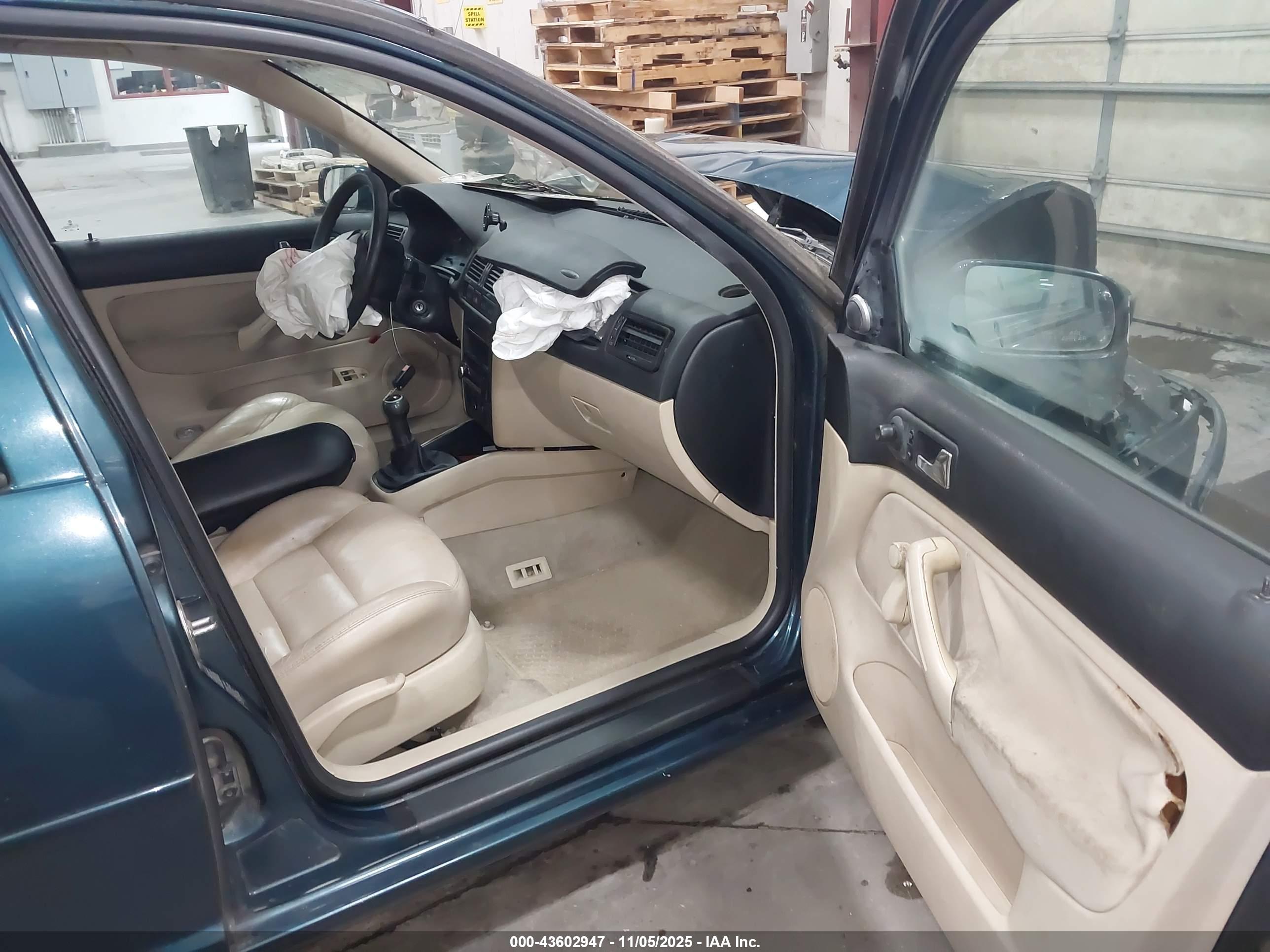 VOLKSWAGEN JETTA image 5