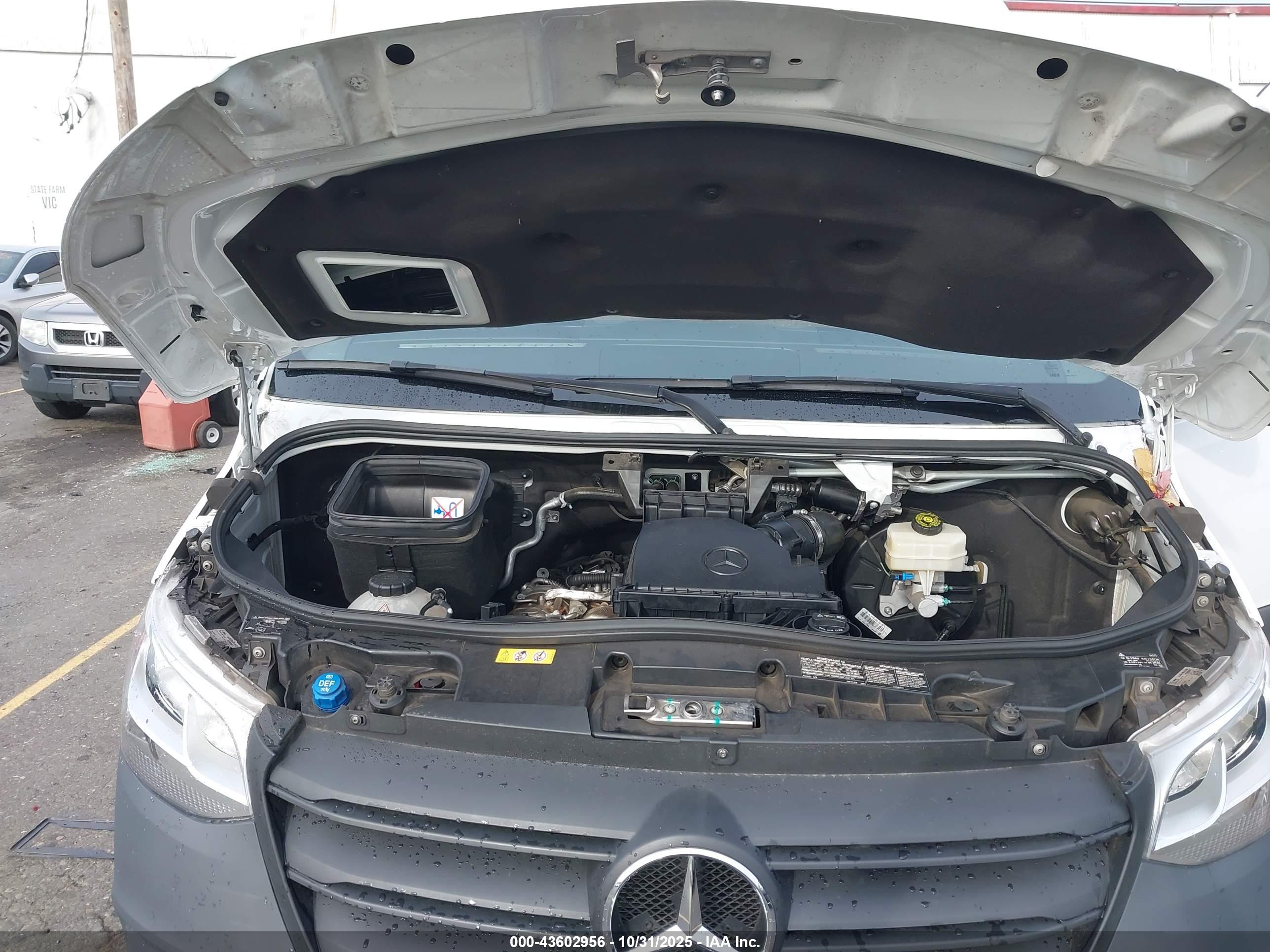 MERCEDES-BENZ SPRINTER image 10