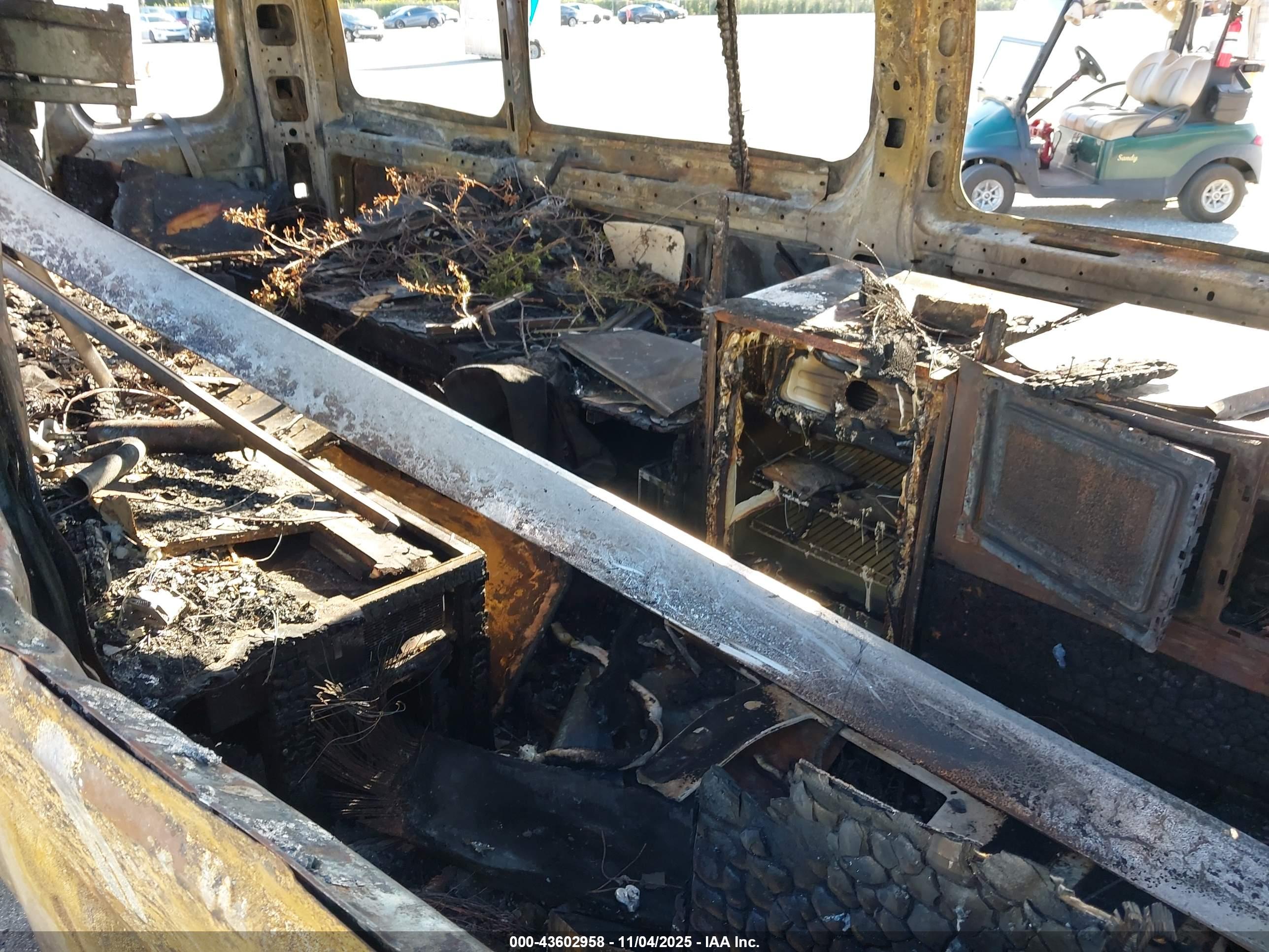 ENTEGRA COACH image 8