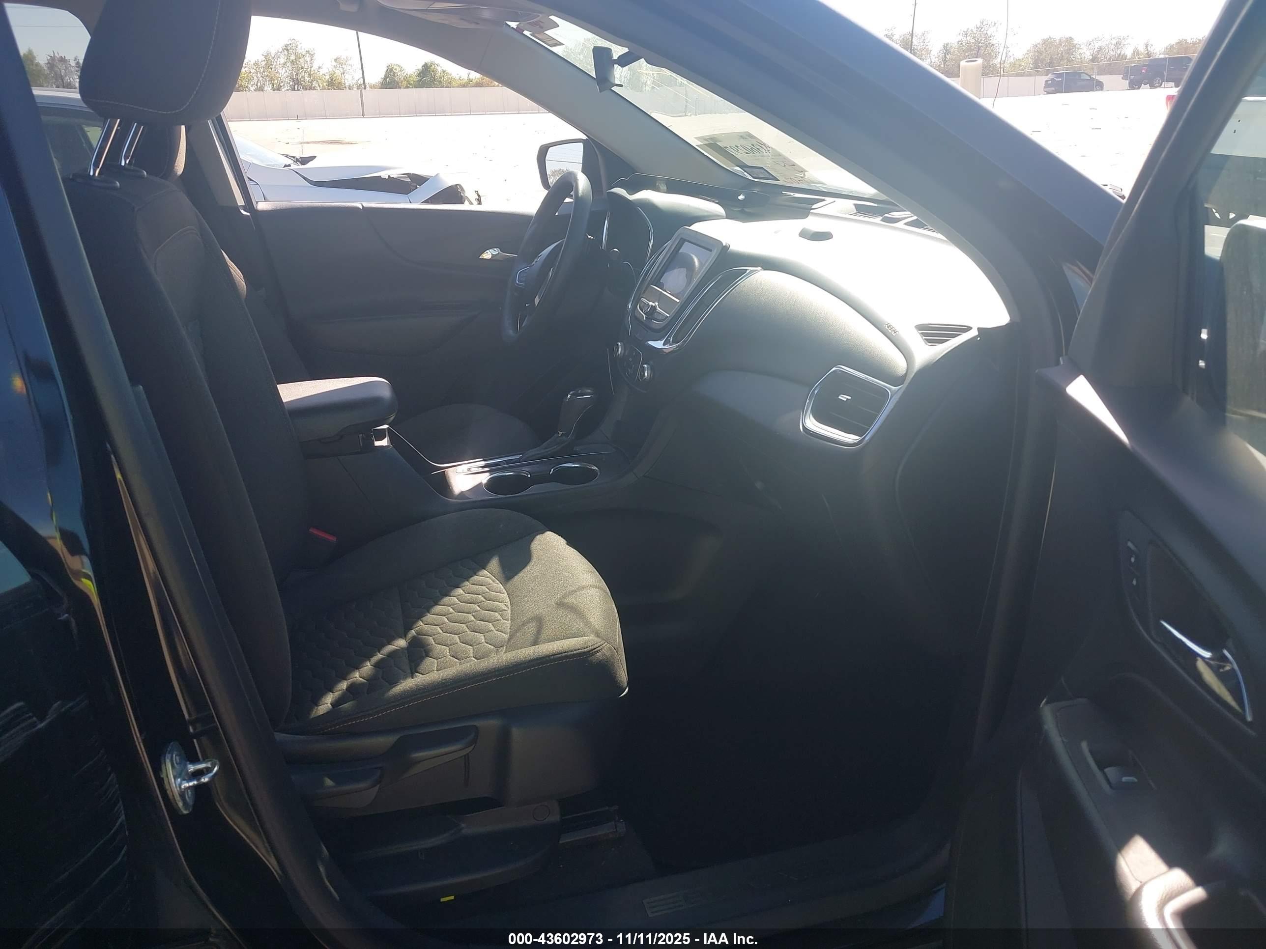 CHEVROLET EQUINOX image 5