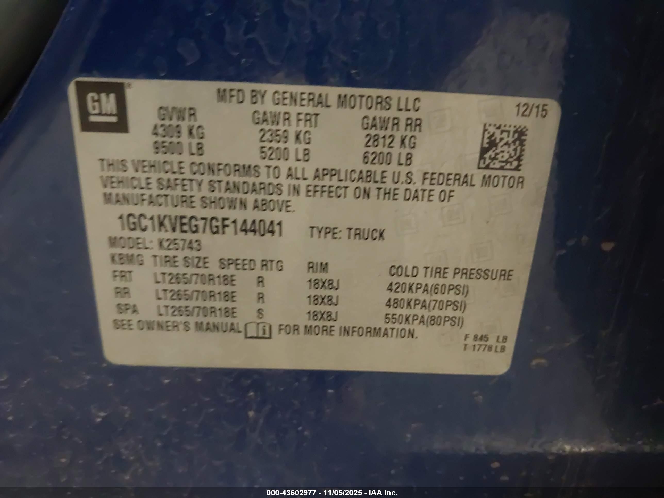 CHEVROLET SILVERADO image 9