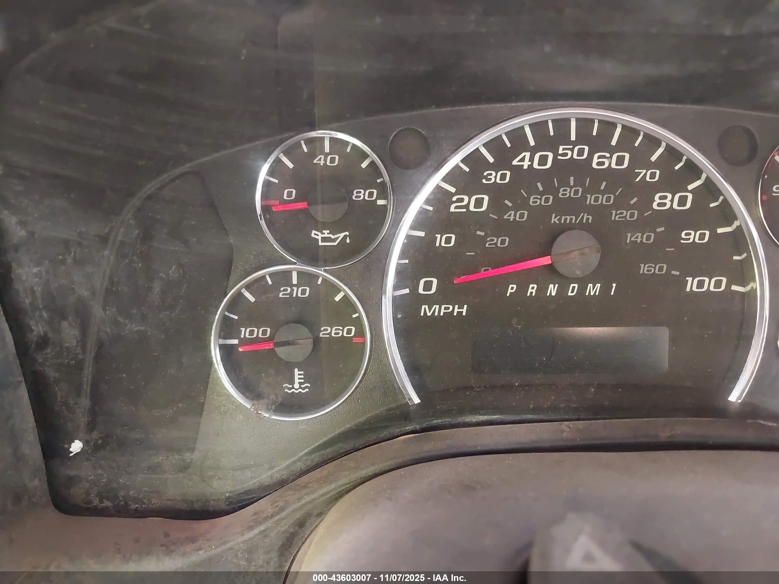 GMC SAVANA image 6