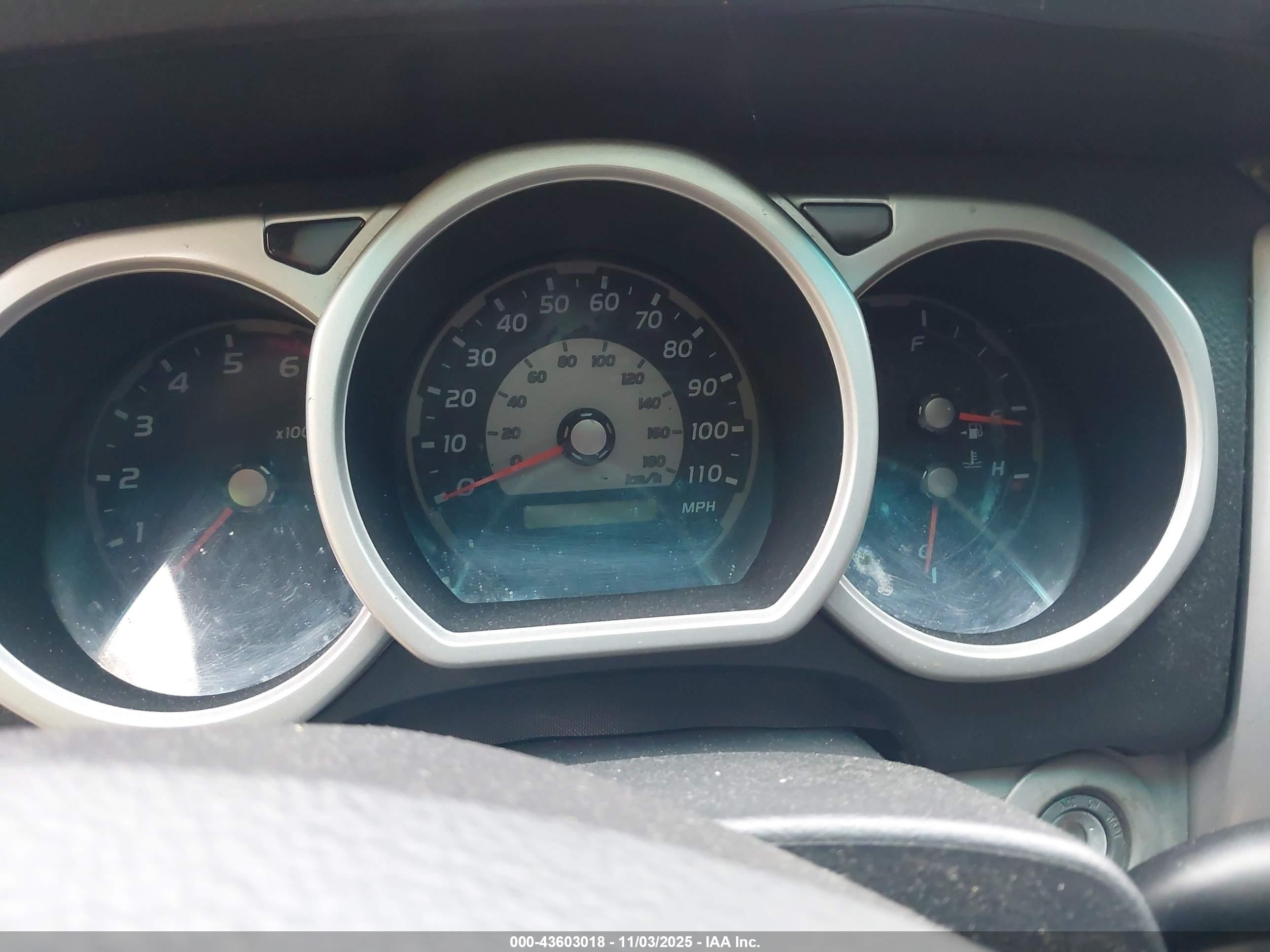 TOYOTA 4RUNNER image 7