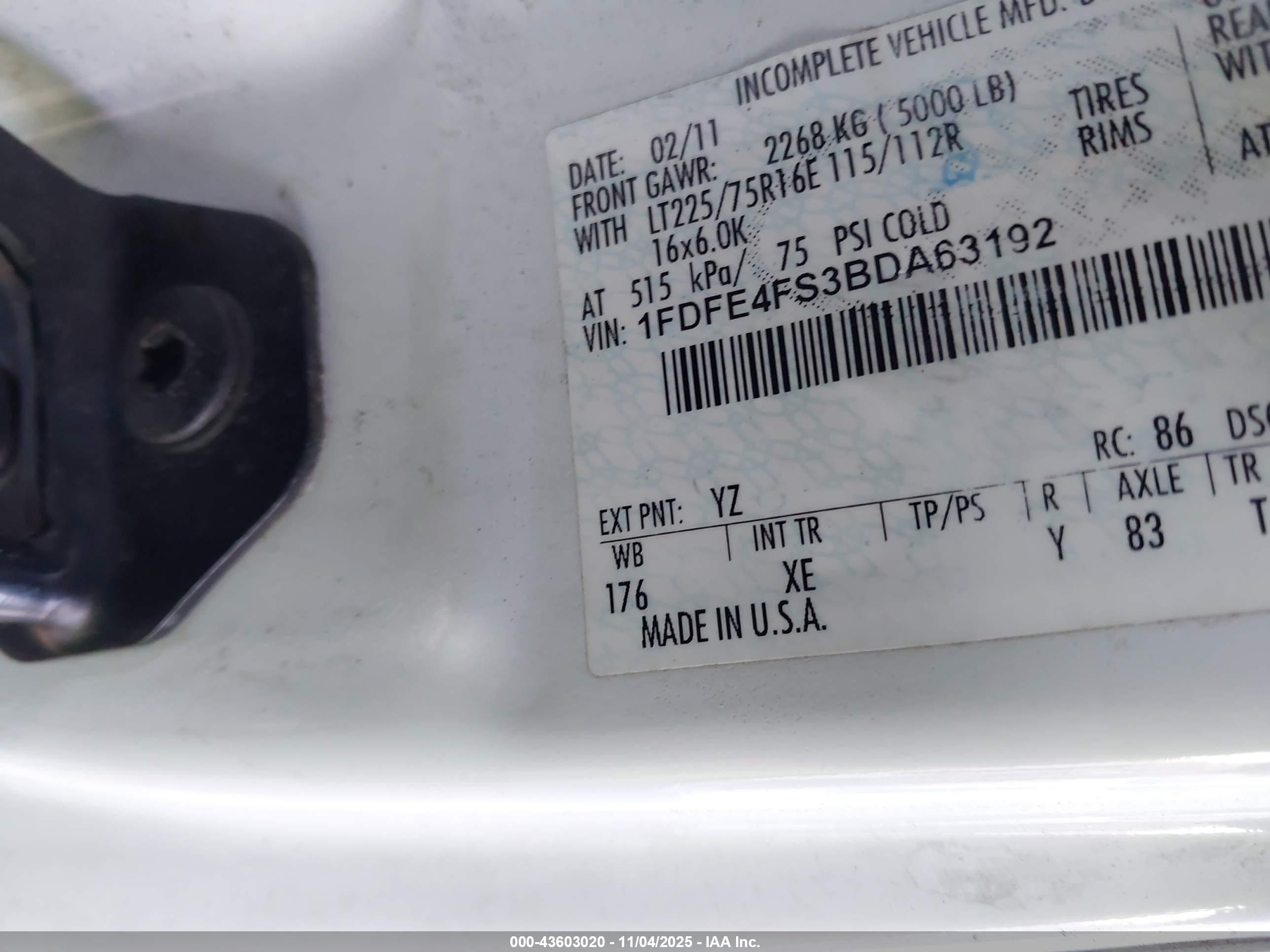 FORD E-450 image 9
