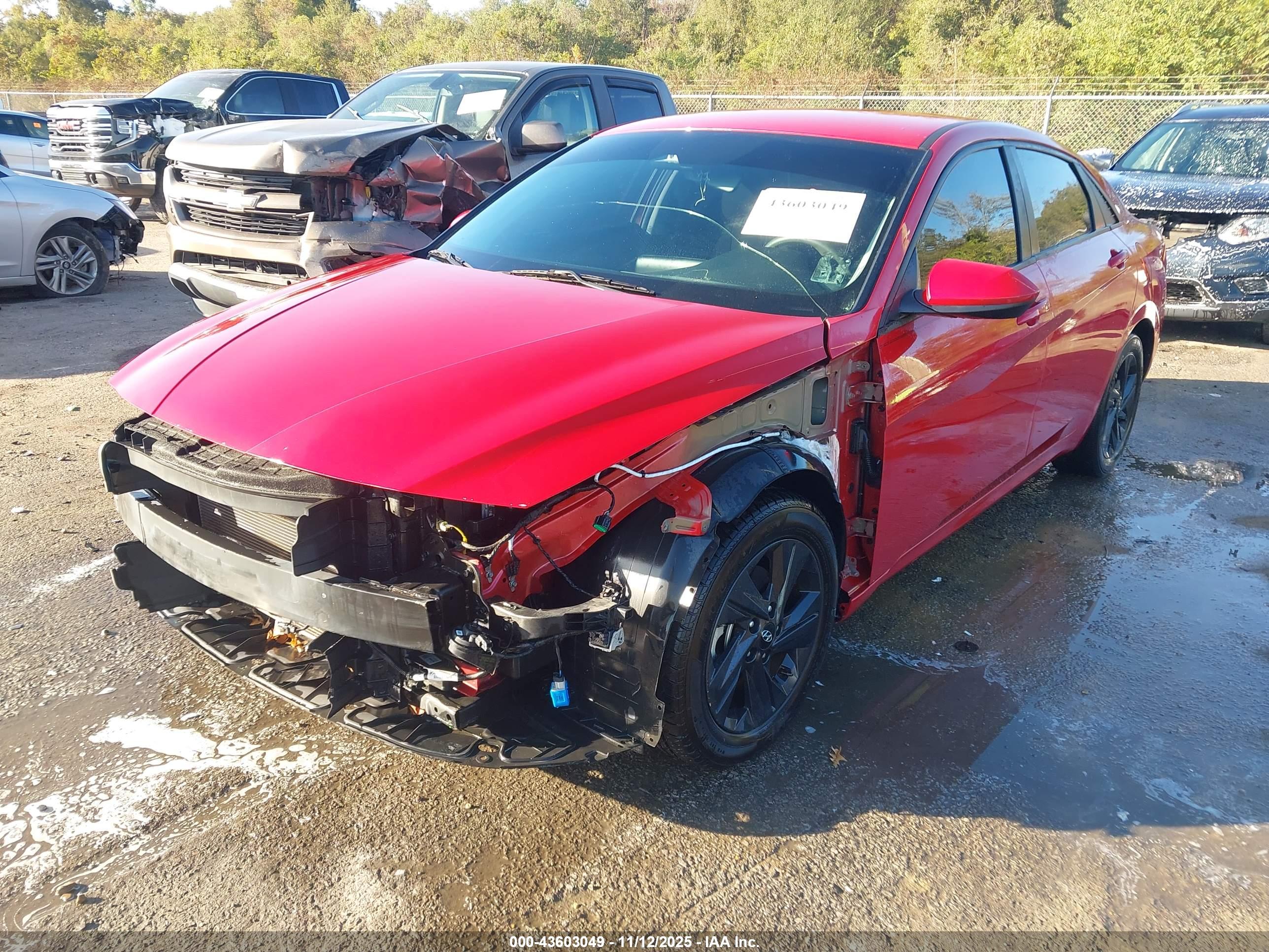 HYUNDAI ELANTRA image 2