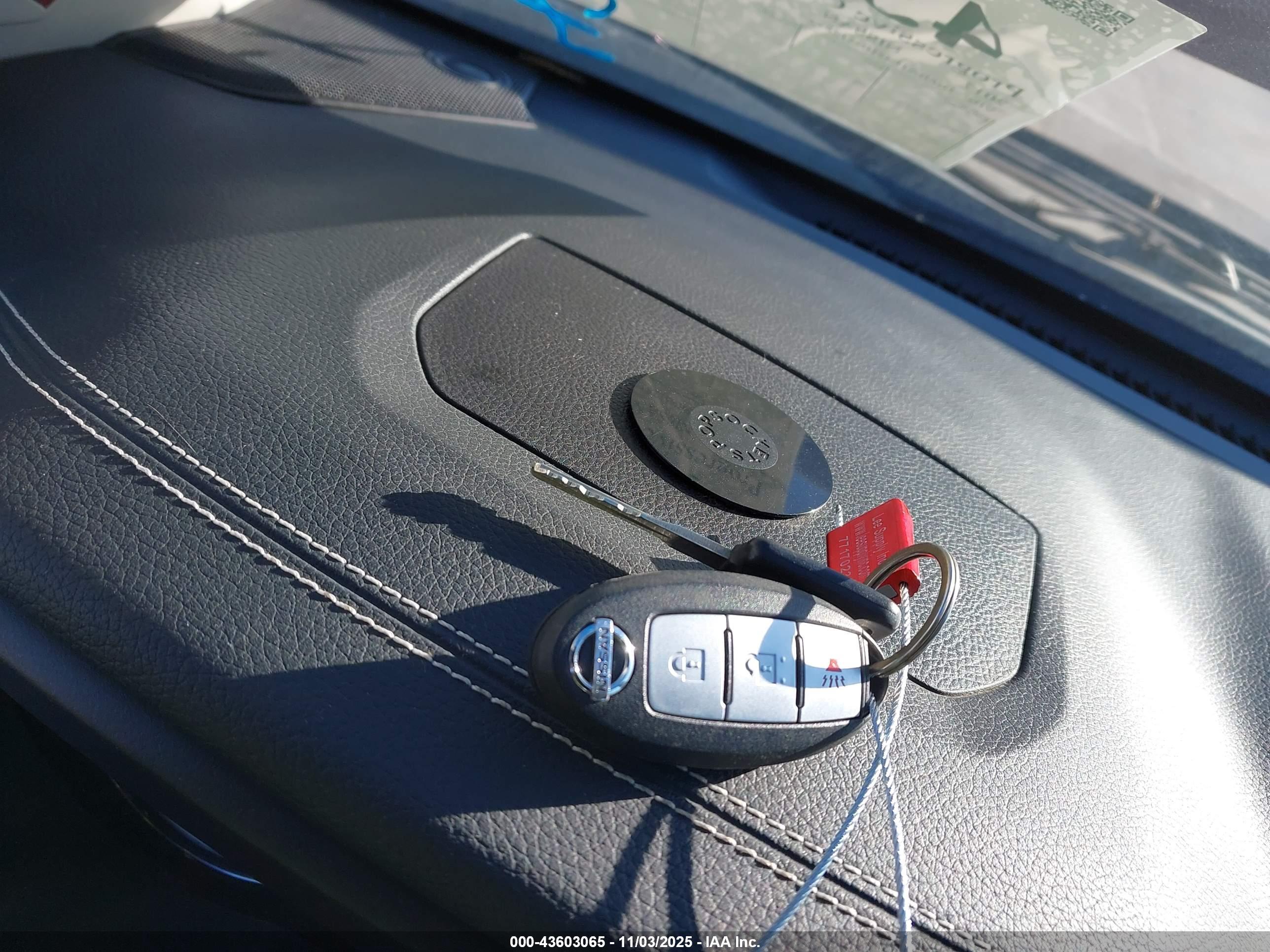 NISSAN TITAN image 11