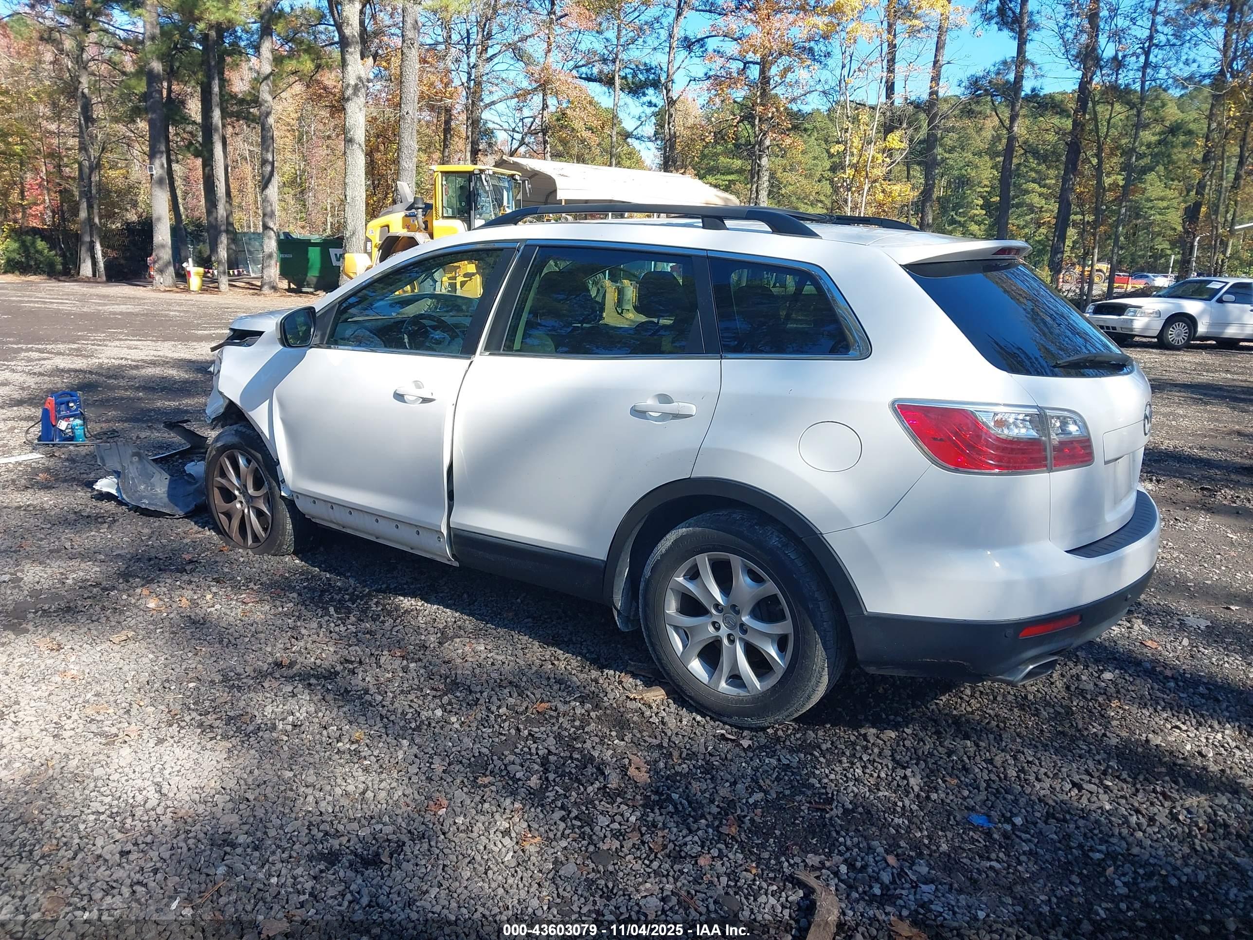 MAZDA CX-9 image 3