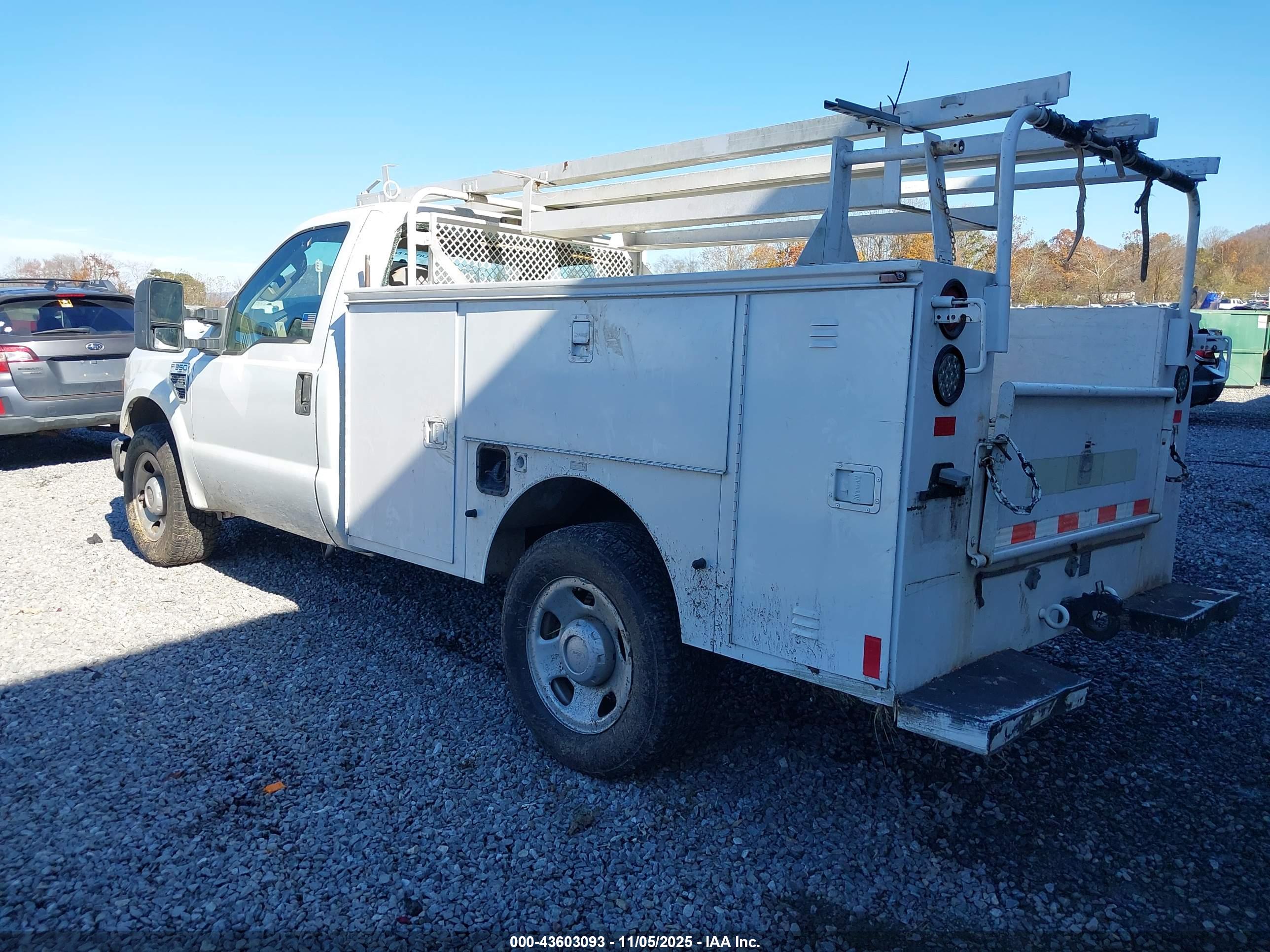 FORD F-350 image 3
