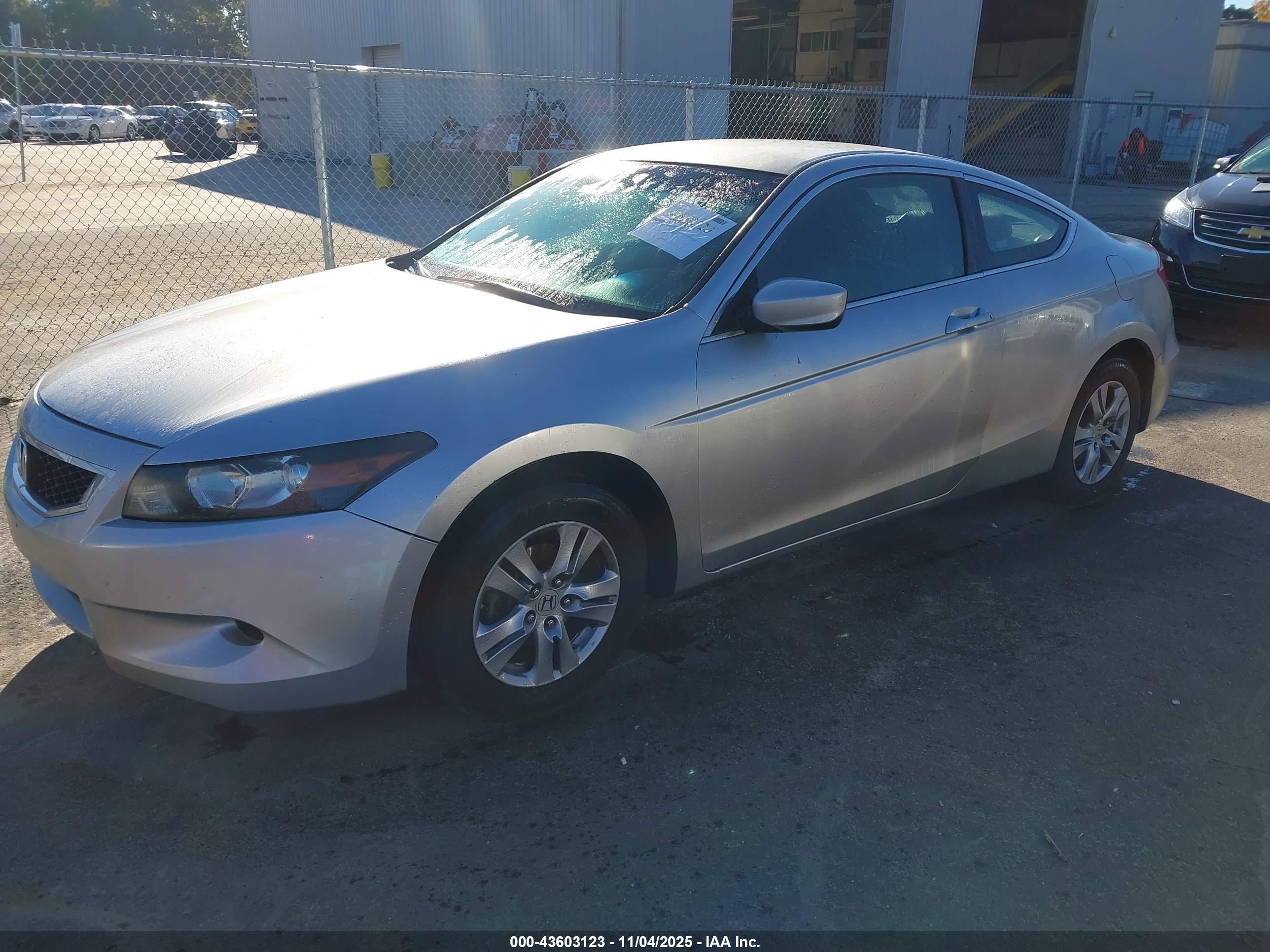 HONDA ACCORD image 2