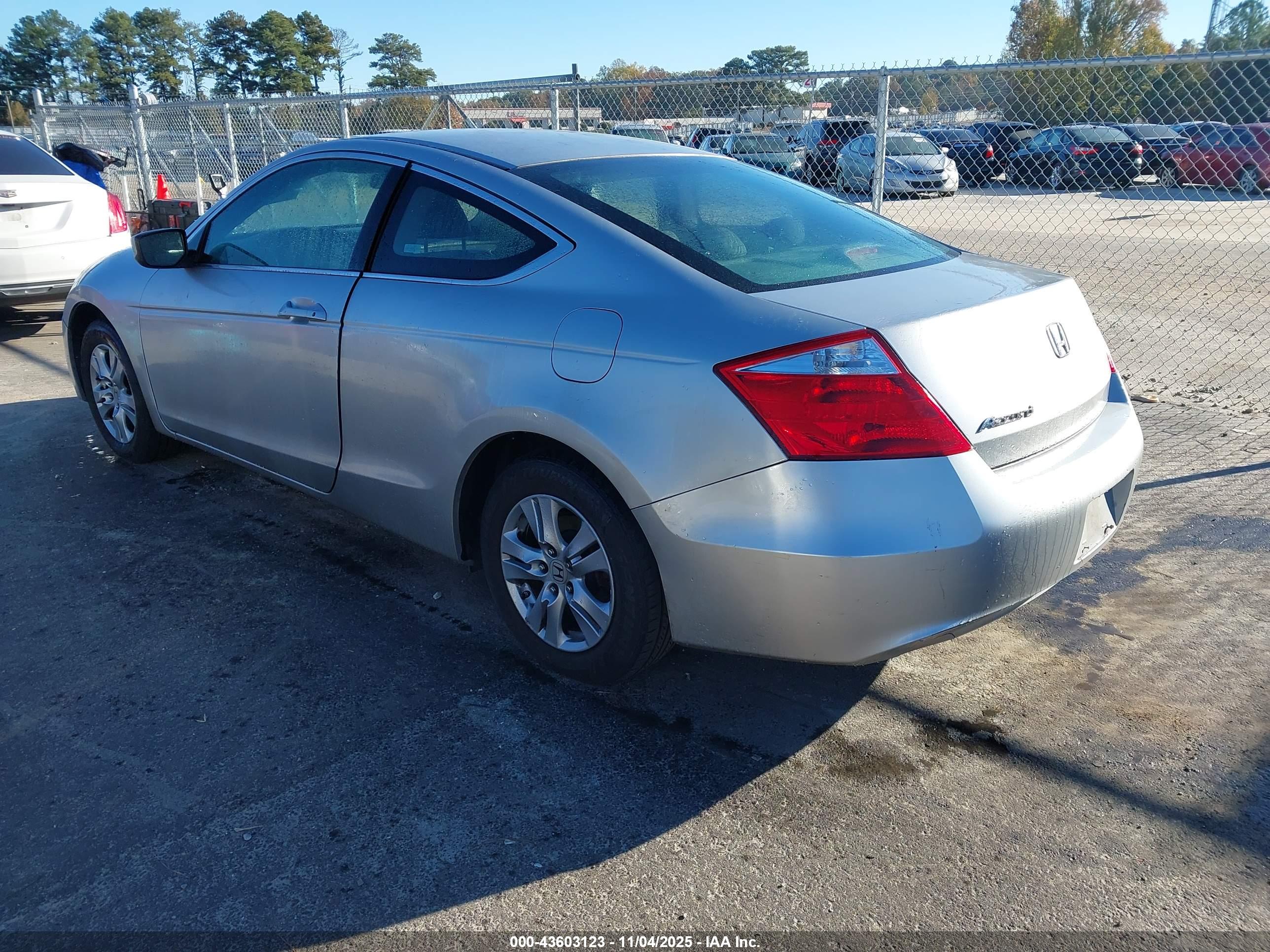 HONDA ACCORD image 3