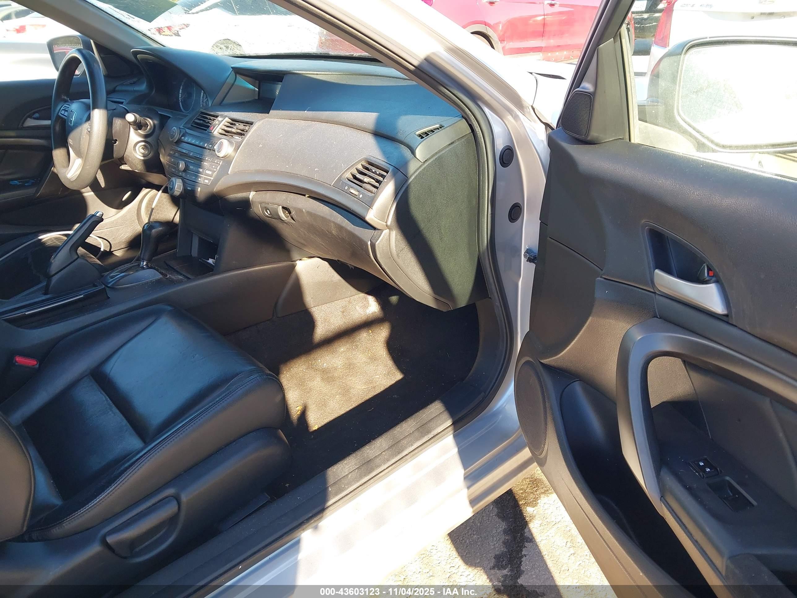 HONDA ACCORD image 5