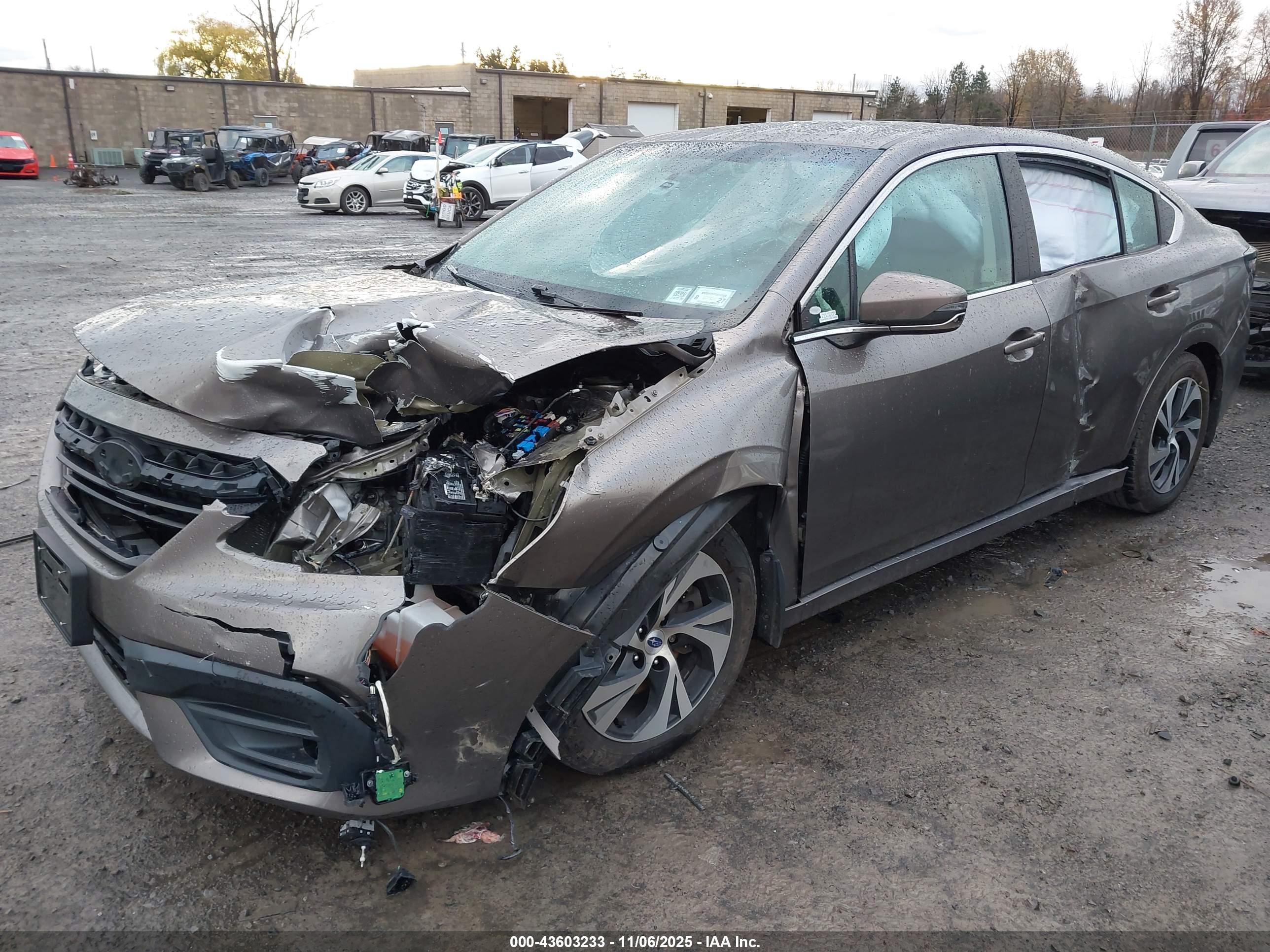 SUBARU LEGACY image 2
