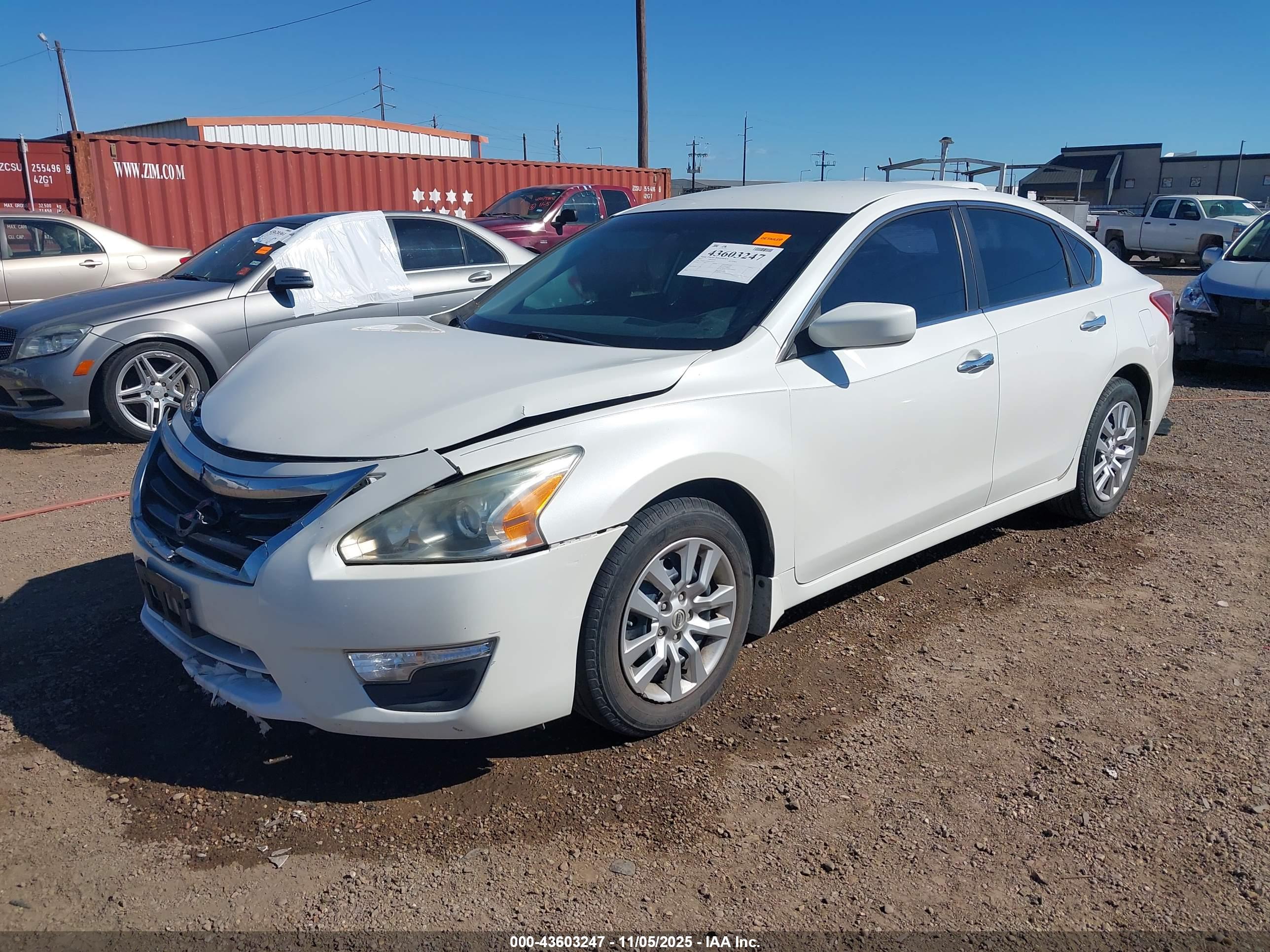 NISSAN ALTIMA image 2