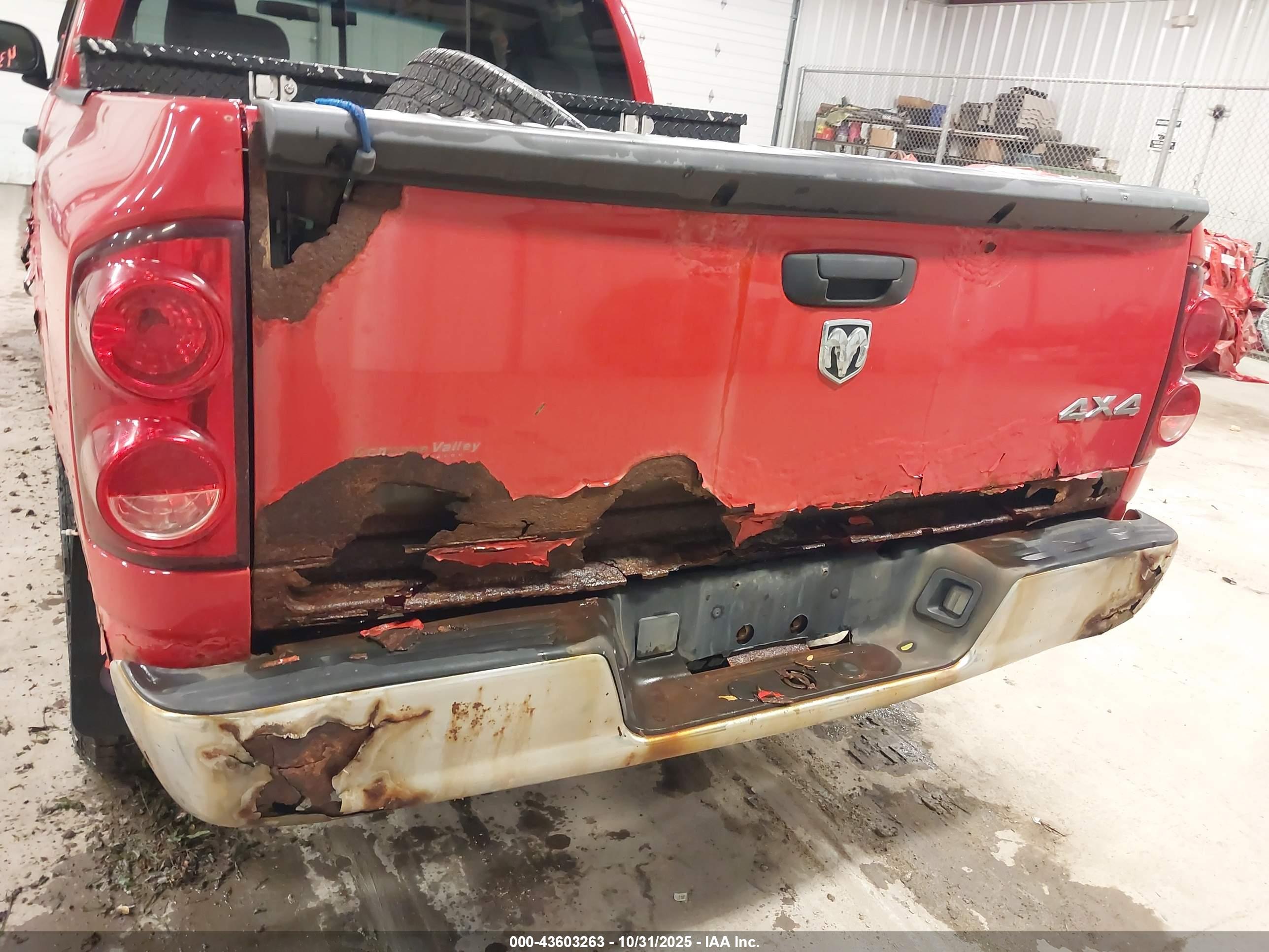 DODGE RAM image 6