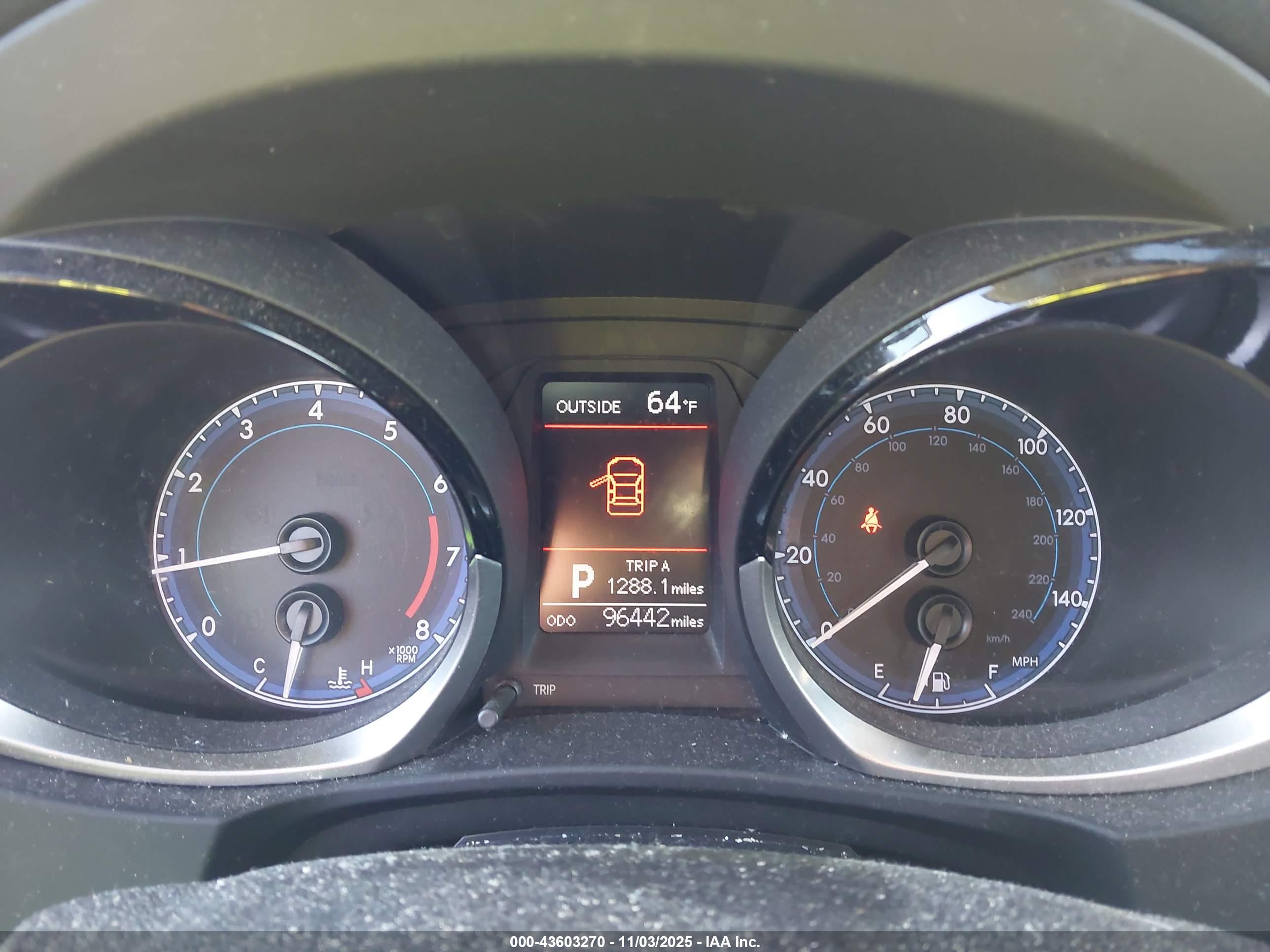 TOYOTA COROLLA image 7