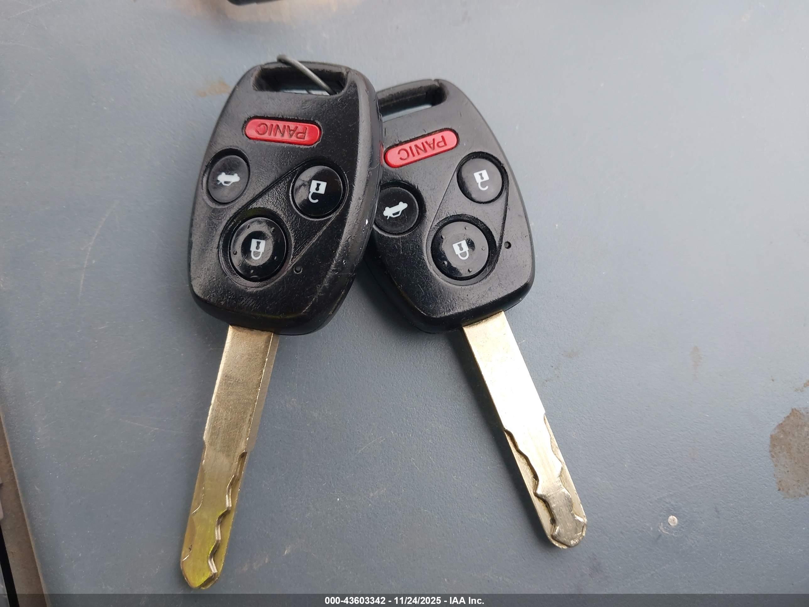 HONDA CIVIC image 11