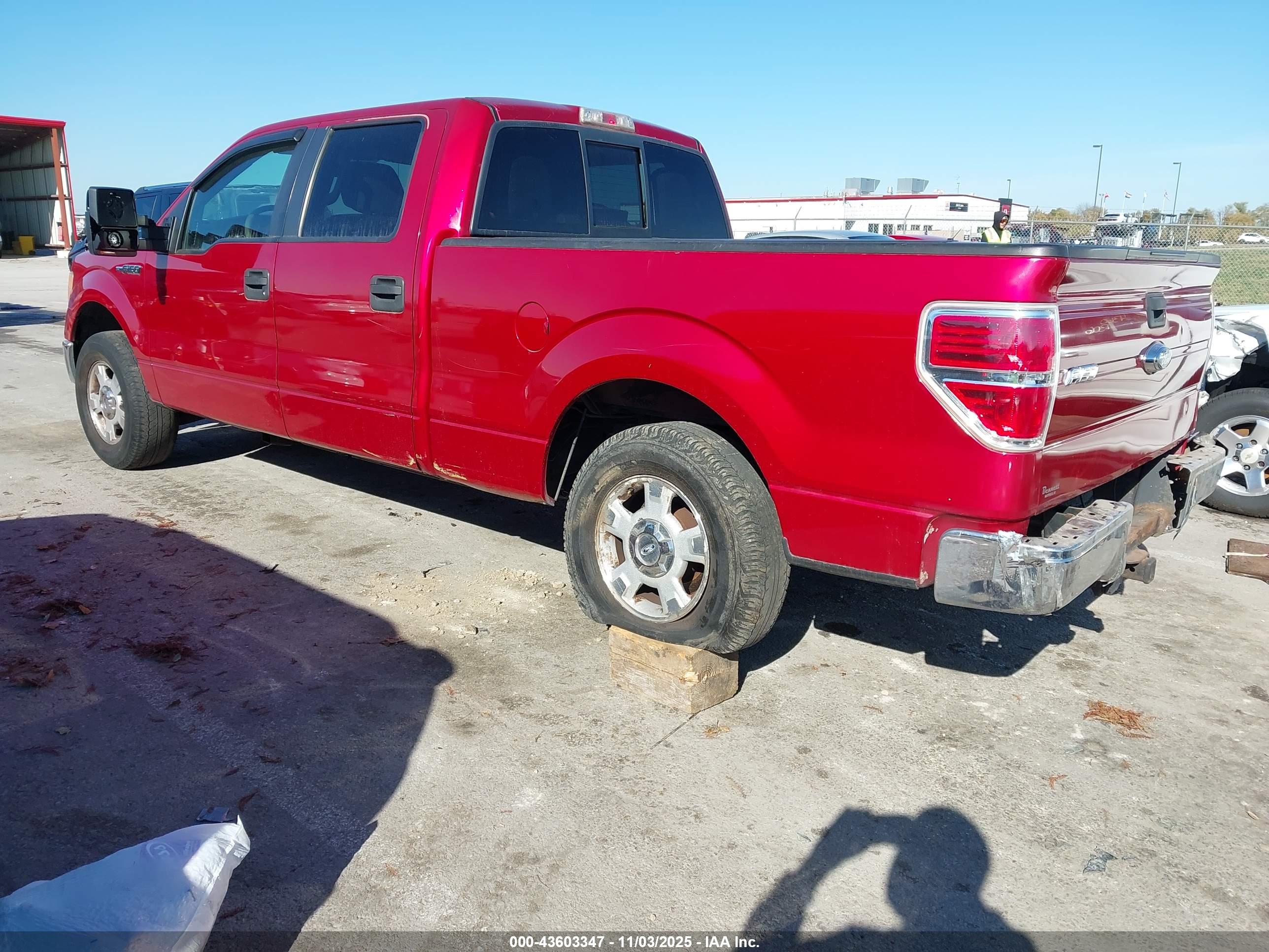 FORD F-150 image 3