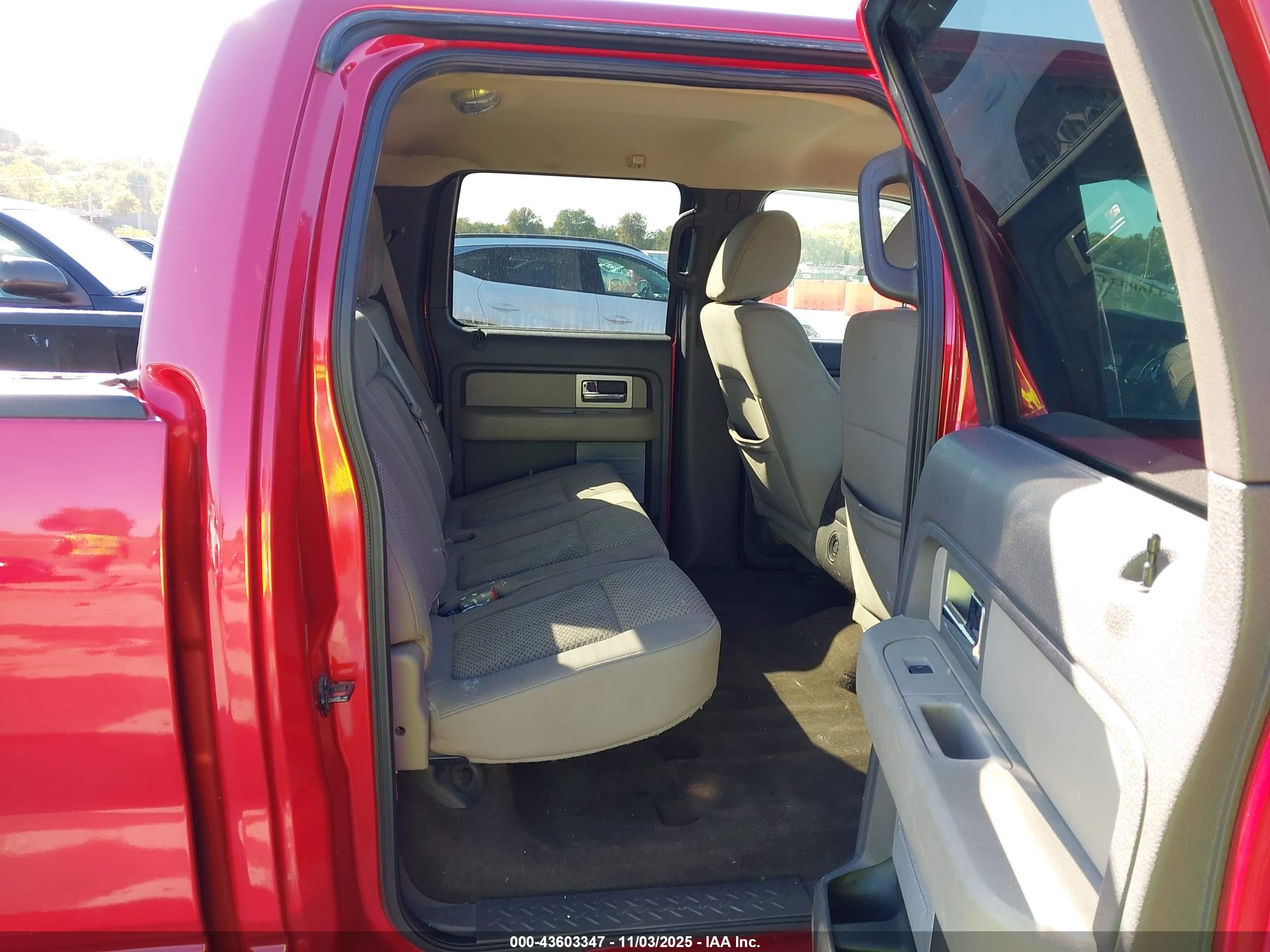 FORD F-150 image 8