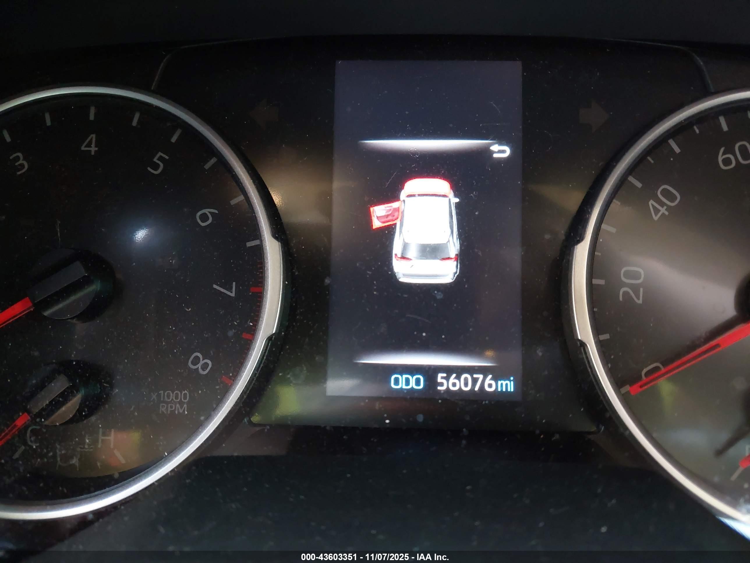 TOYOTA RAV4 image 7