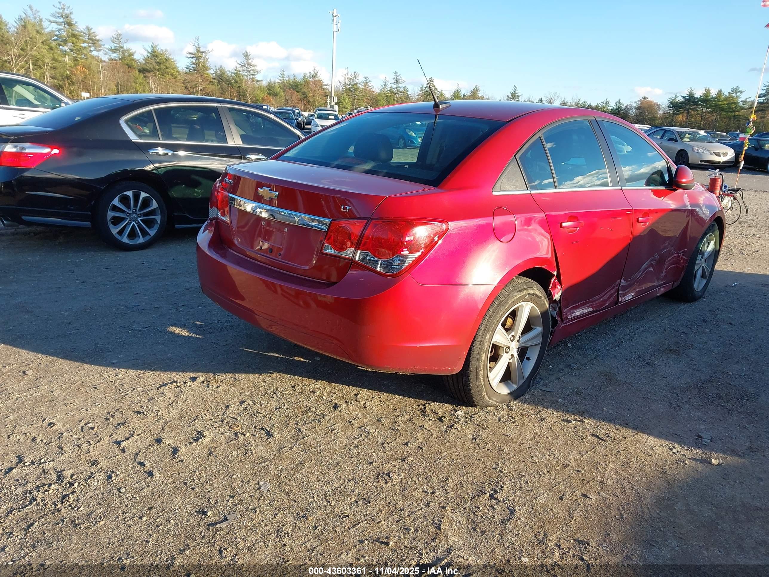 CHEVROLET CRUZE image 4