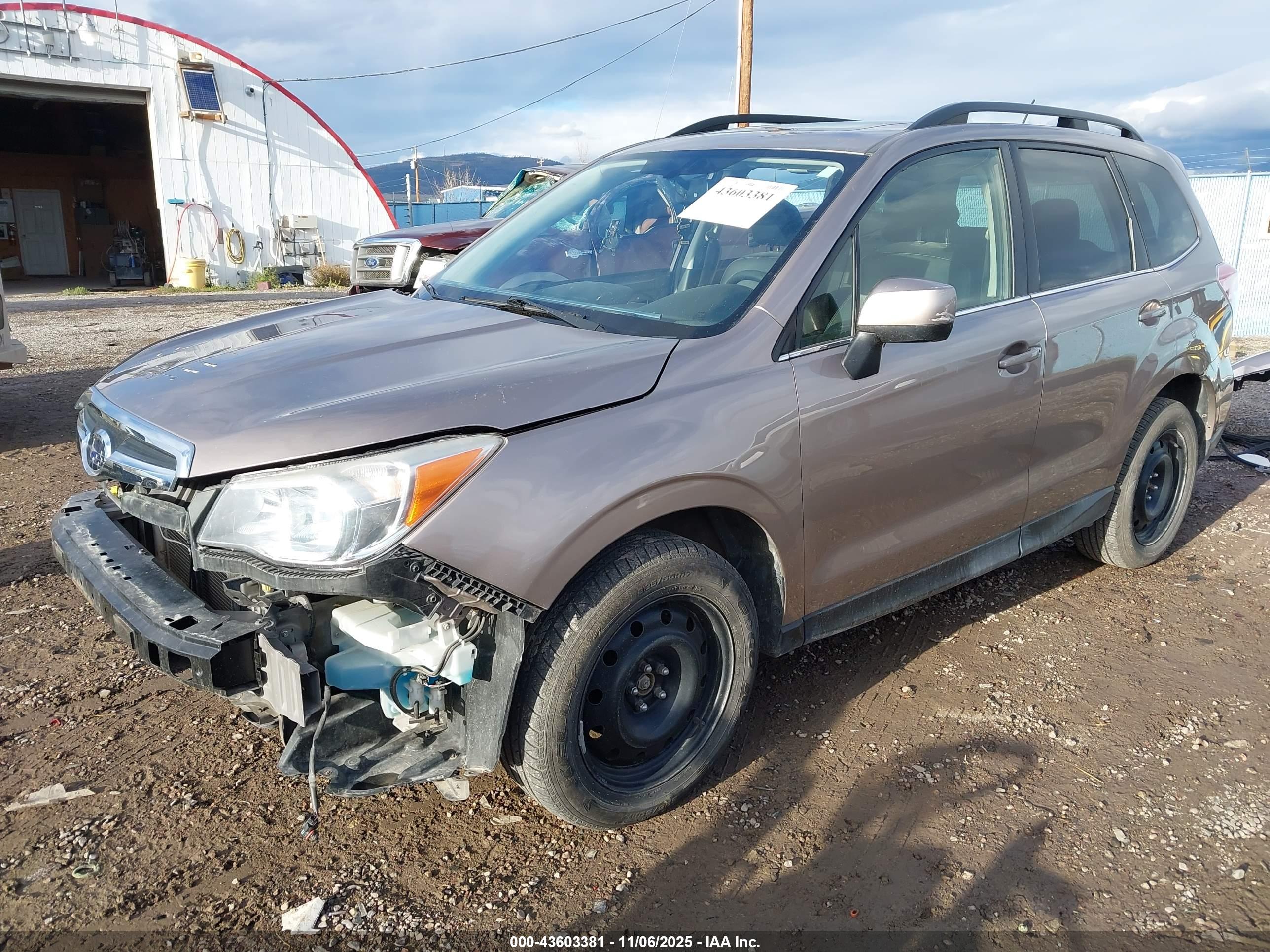 SUBARU FORESTER image 2