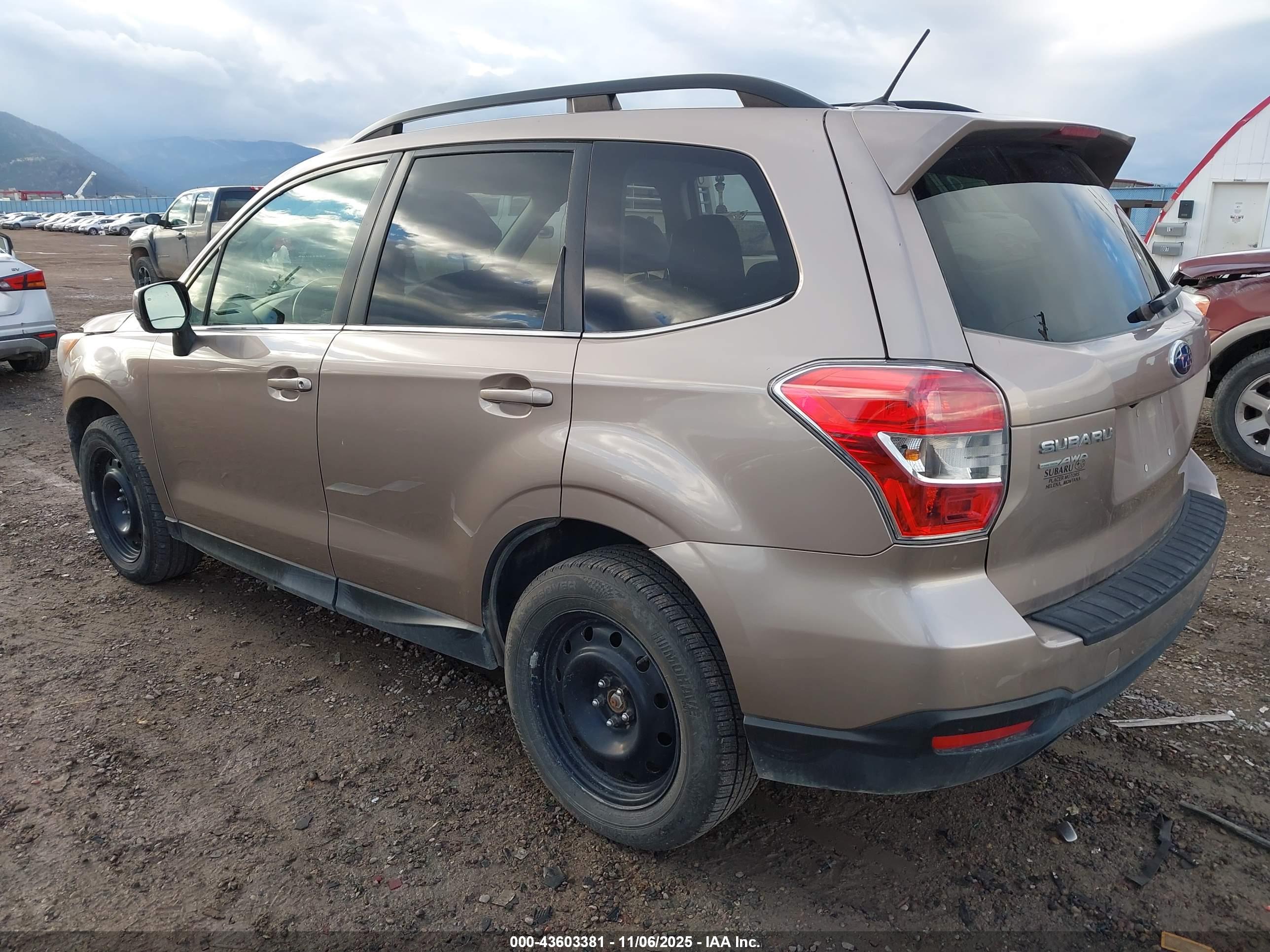 SUBARU FORESTER image 3