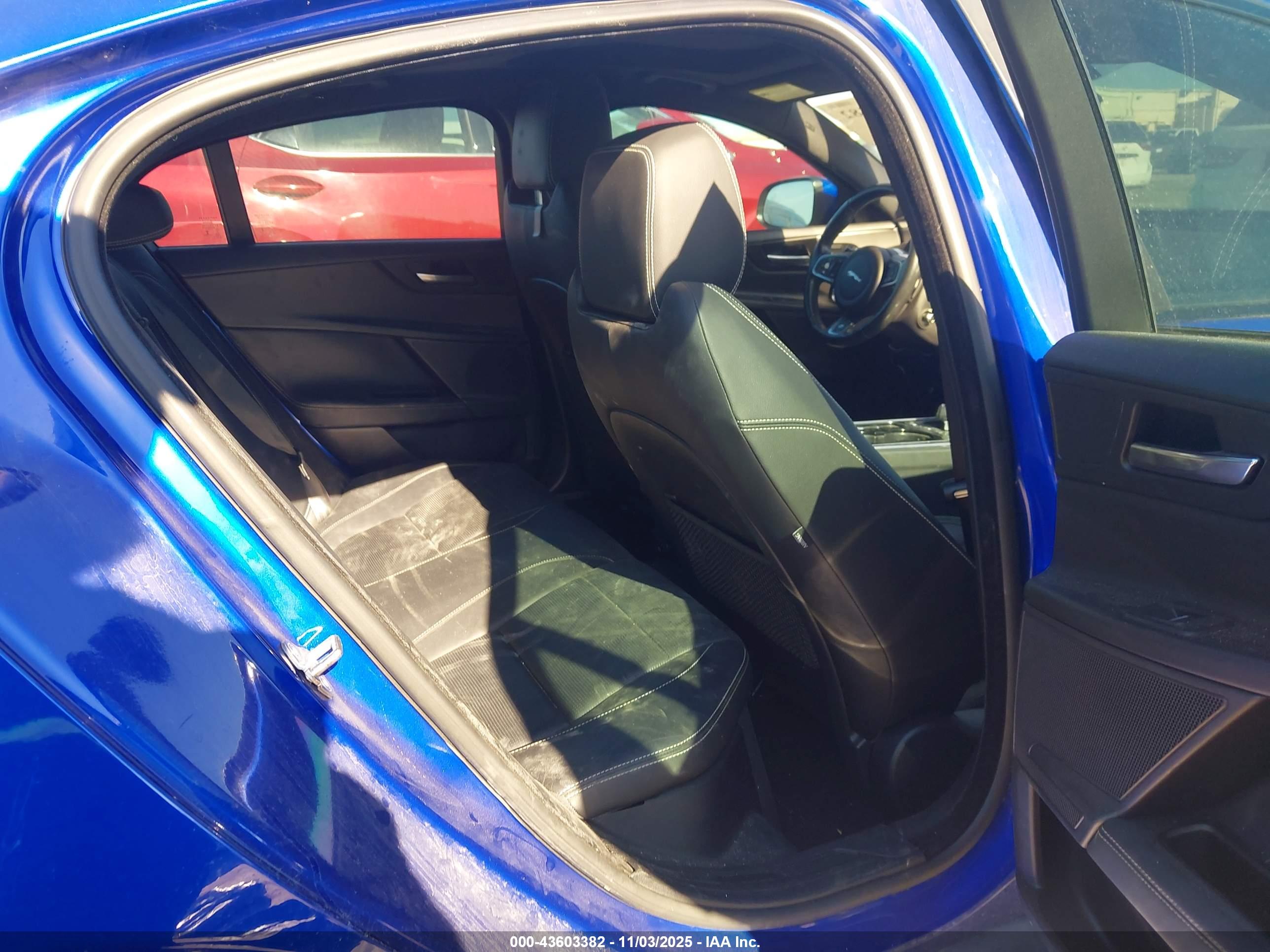 JAGUAR XE image 8