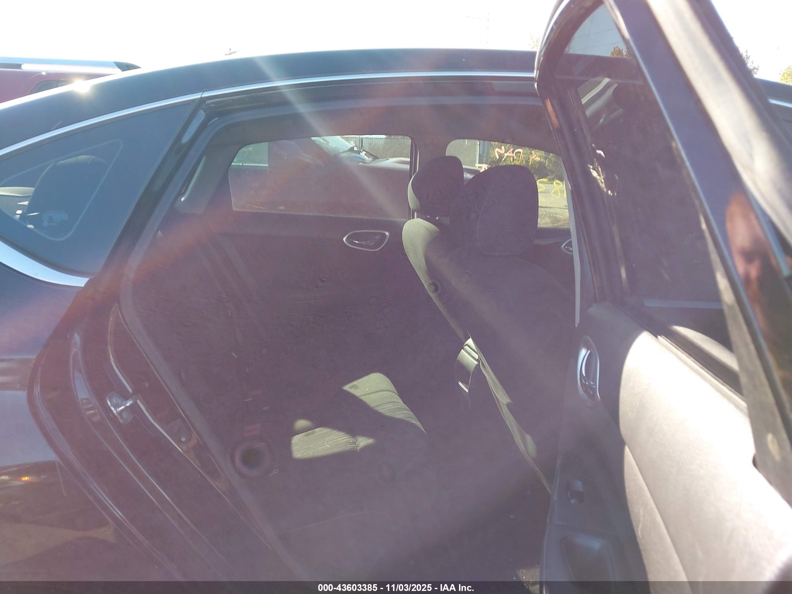 NISSAN SENTRA image 8